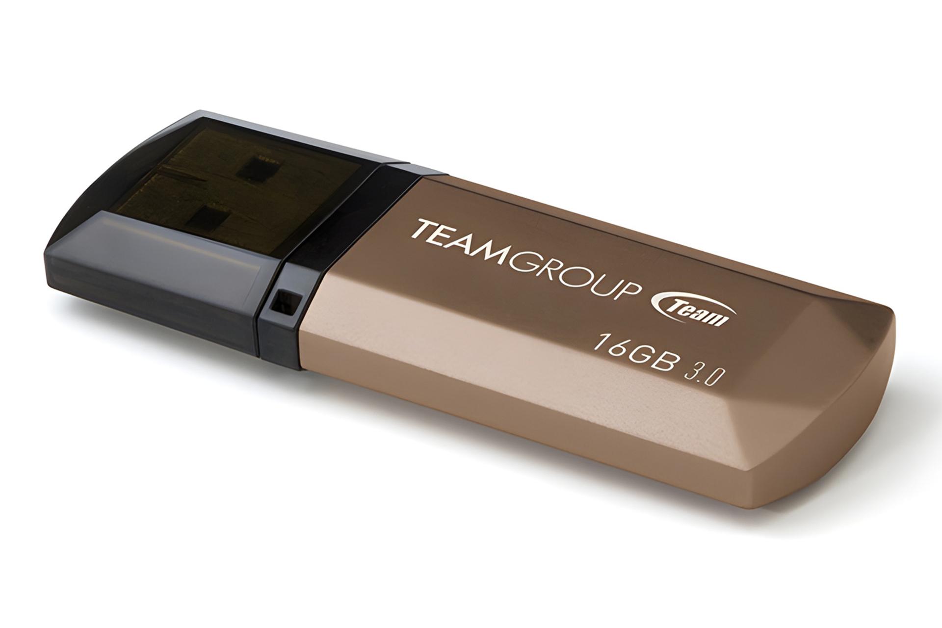 نمای کناری فلش مموری تیم گروپ TEAMGROUP C155 16GB USB 3.0