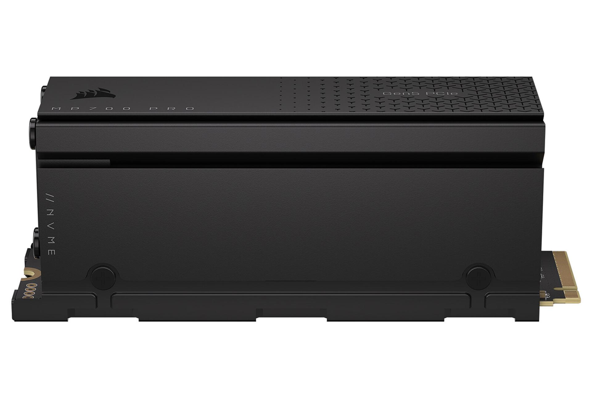 اس اس دی کورسیر MP700 PRO Heatsink NVMe M.2 ظرفیت 2 ترابایت نمای کنار