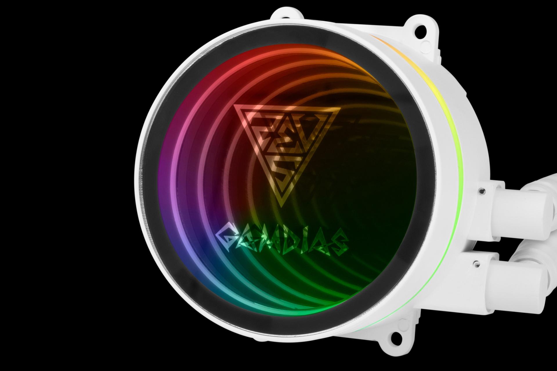 نمای نزدیک واتربلاک خنک کننده مایع گیم دیاس GAMDIAS CHIONE M3-240W