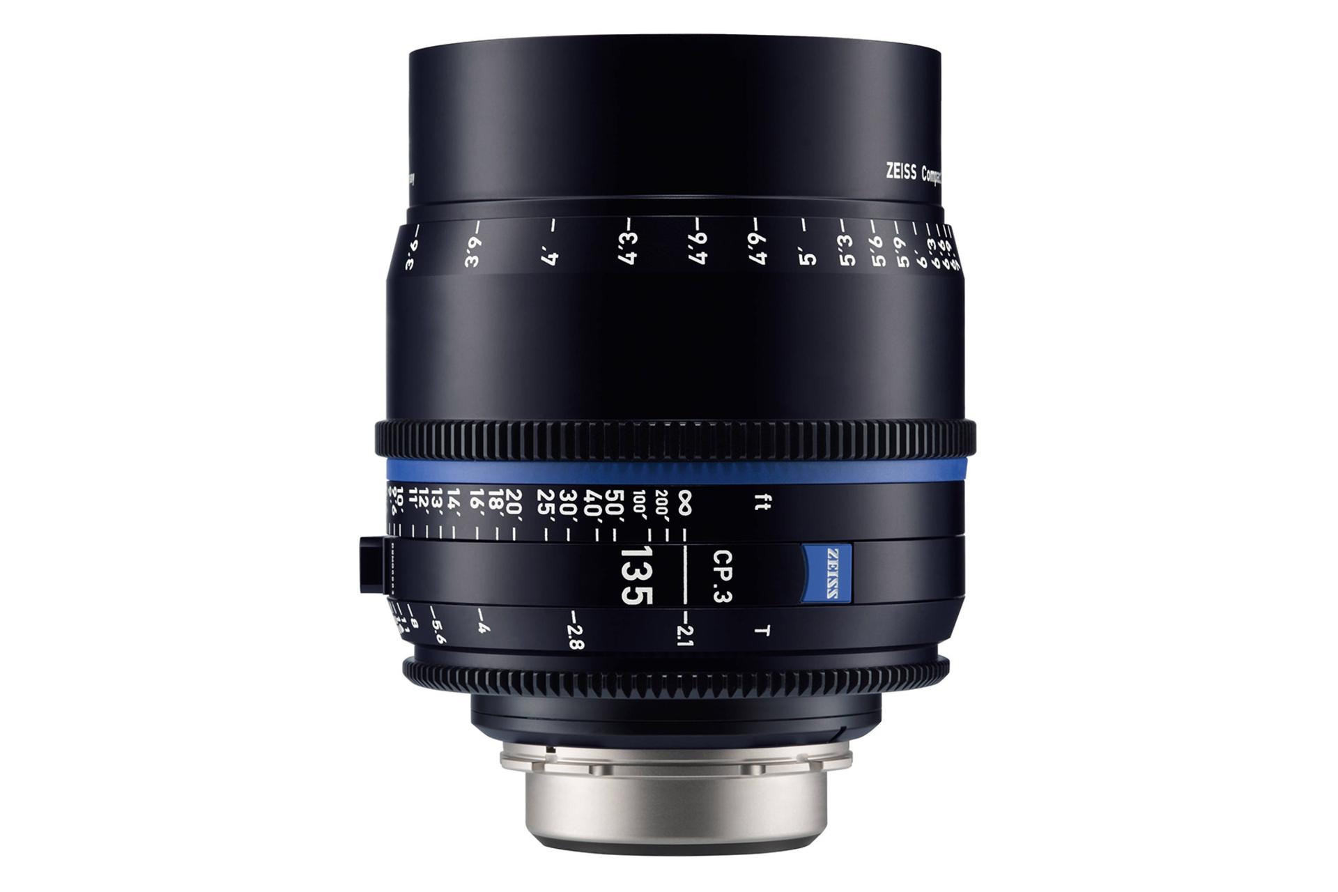 لنز زایس Zeiss 135mm T2.1 CP.3 نمای جانبی ایستاده
