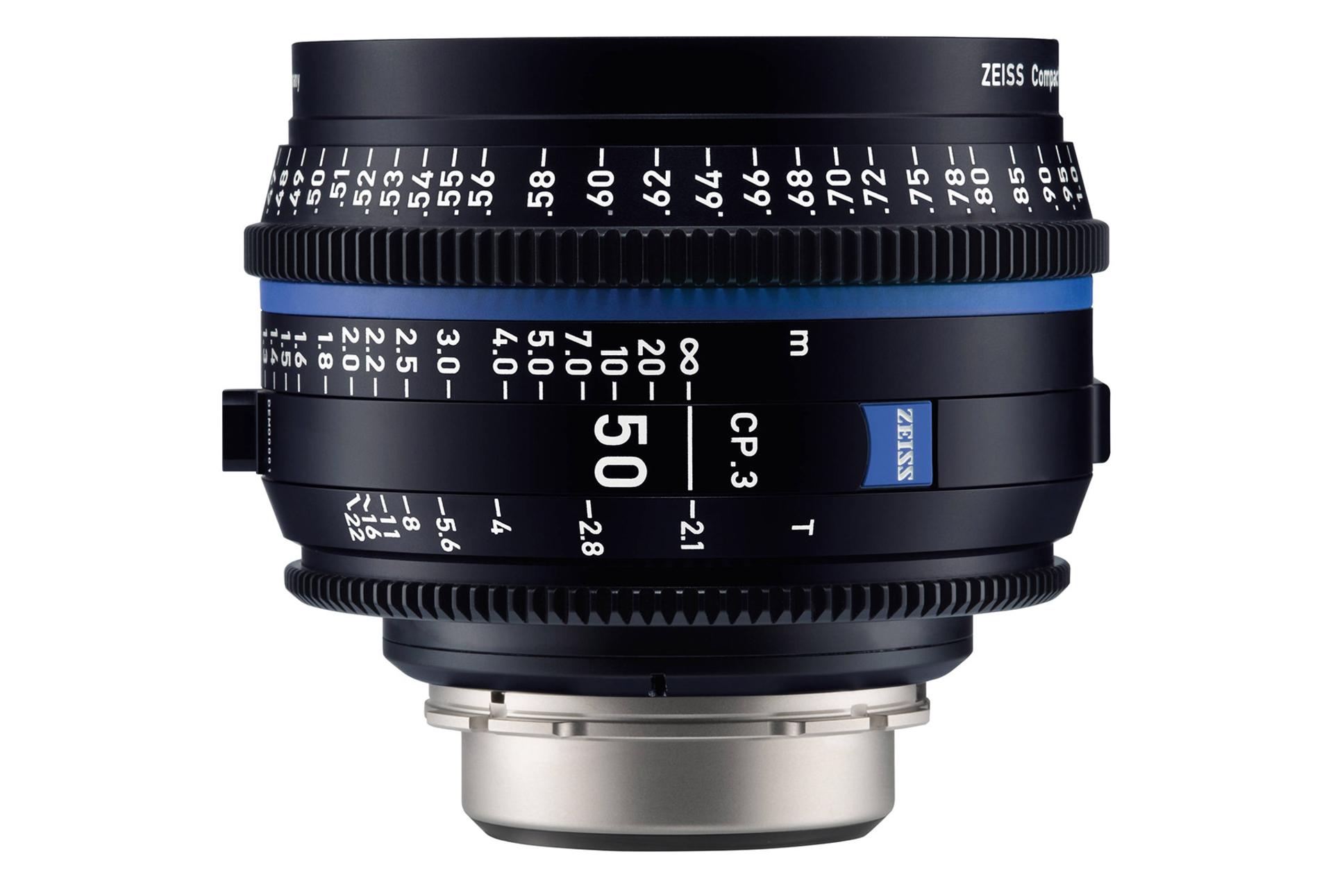 لنز زایس Zeiss 50mm T2.1 CP.3 نمای جانبی ایستاده