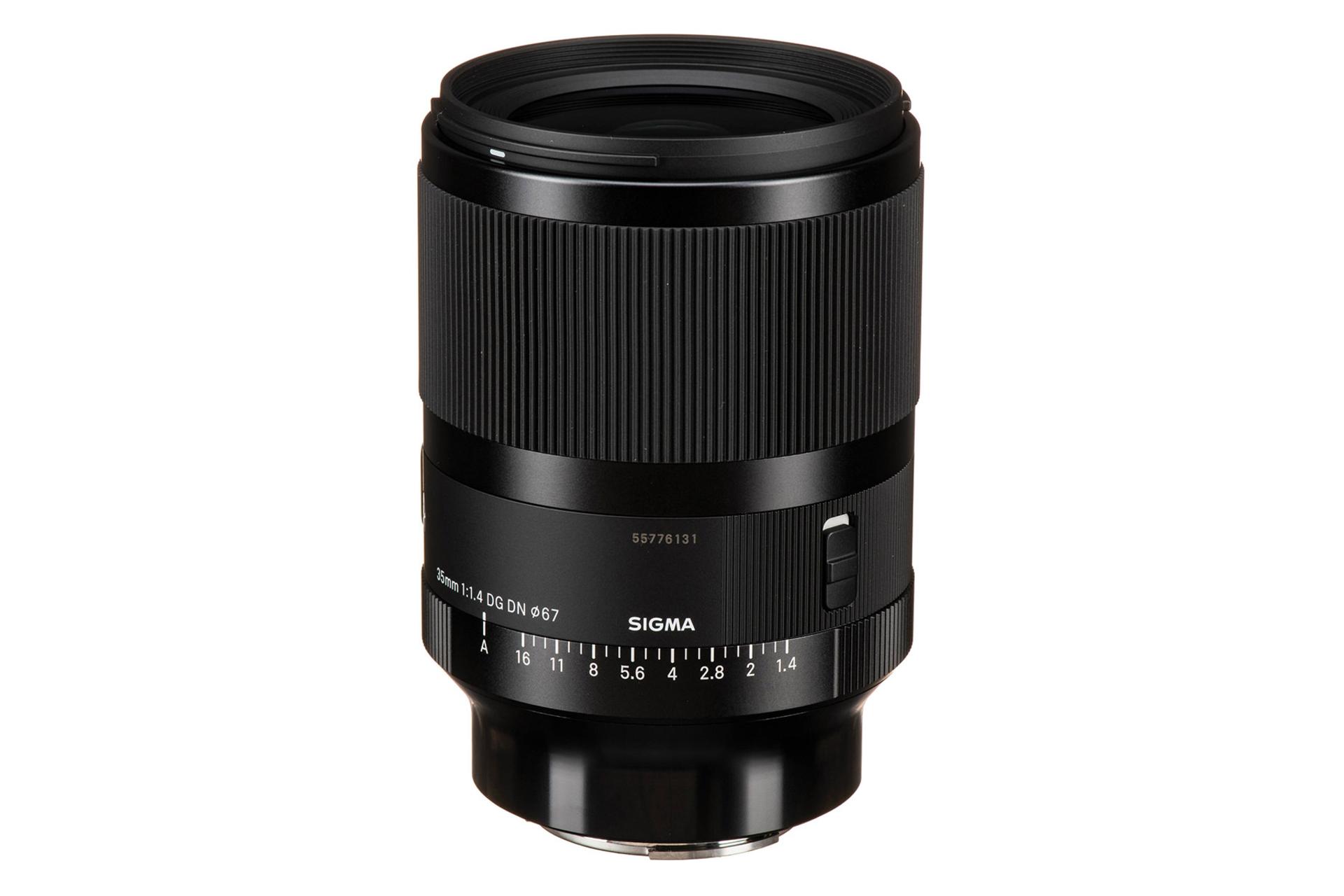 لنز سیگما Sigma 35mm F1.4 DG DN Art نمای جانبی ایستاده