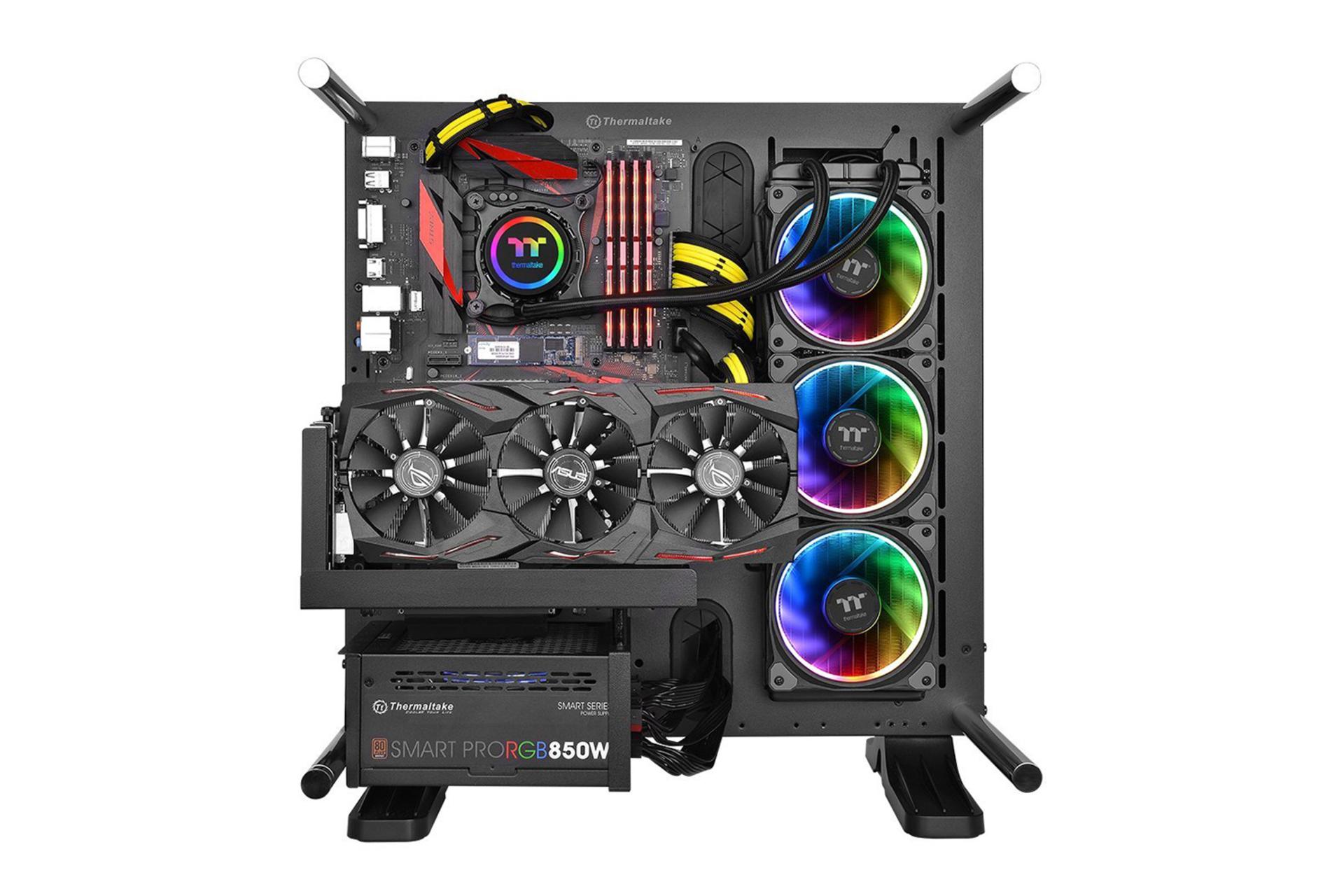نمای نصب شده و درحال کار خنک کننده مایع ترمالتیک Thermaltake Floe Riing RGB 360 TT Premium Edition