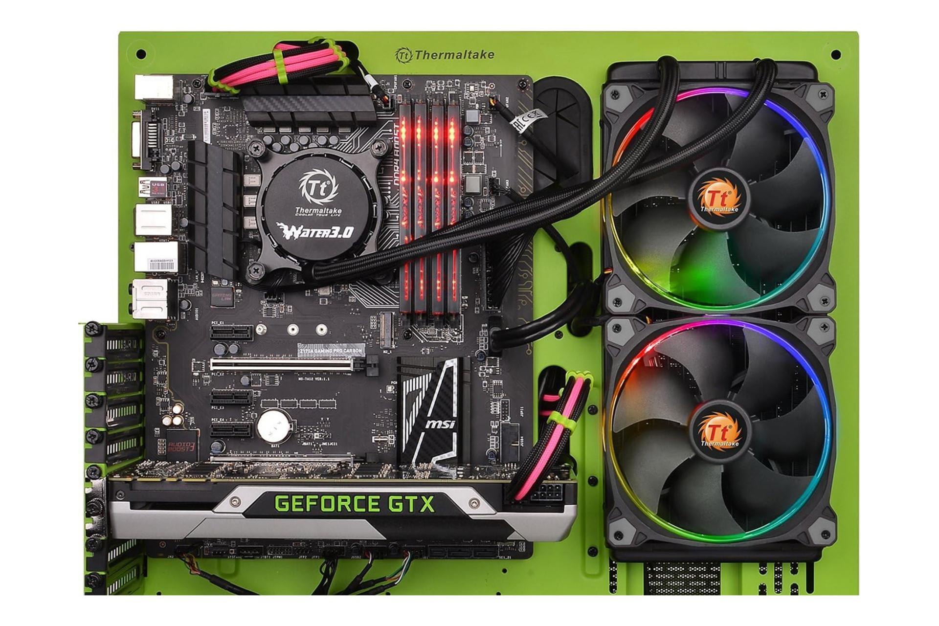 نمای نصب شده و درحال کار خنک کننده مایع ترمالتیک Thermaltake Water 3.0 Riing RGB 240