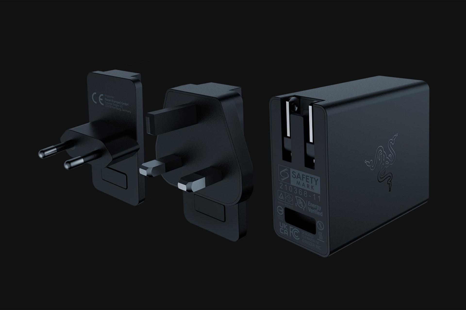 نمای دوشاخه های شارژر ریزر مدل-Razer USB-C GAN CHARGER