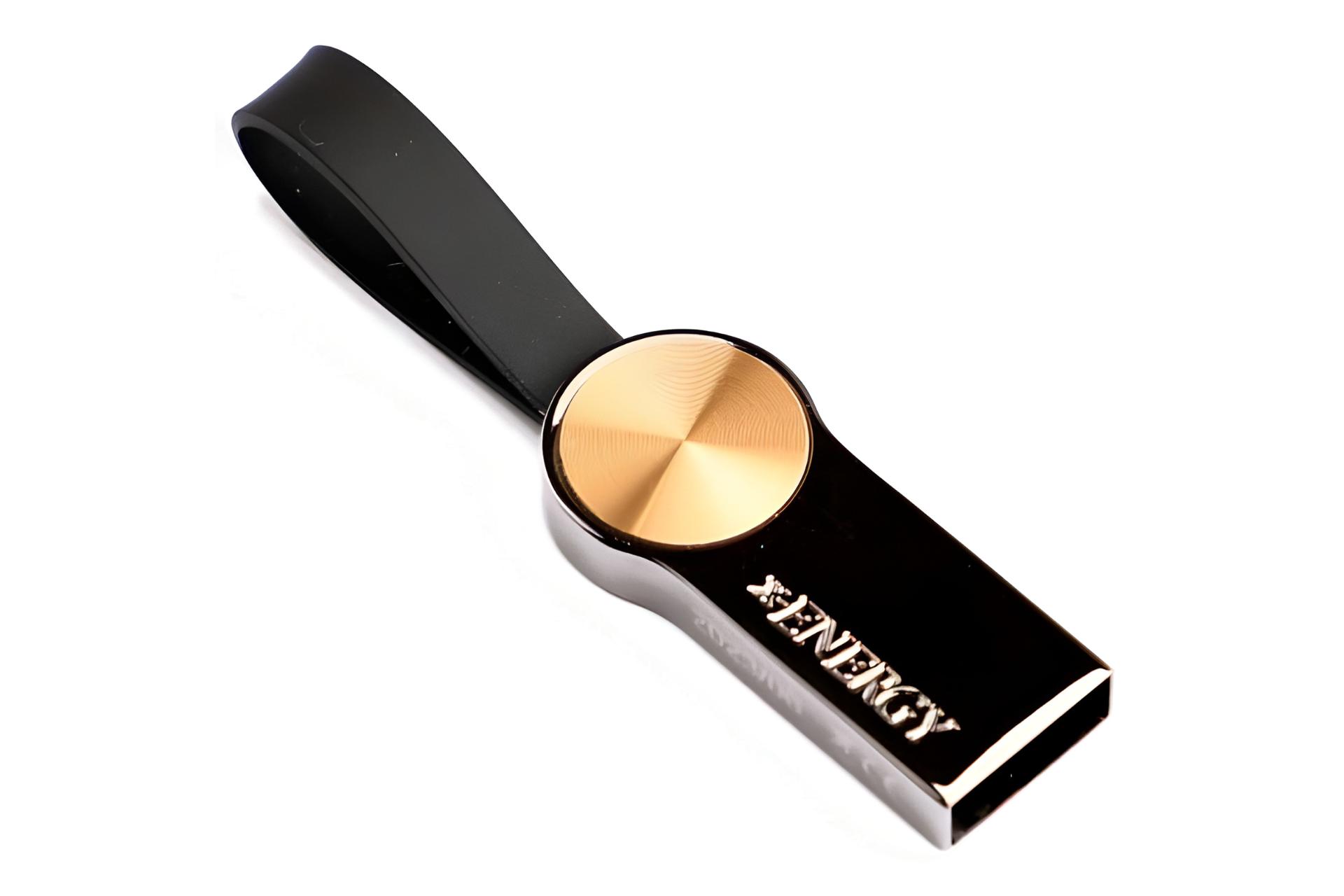 نمای کناری فلش مموری ایکس انرژی x-Energy SHINY 64GB USB 3.0