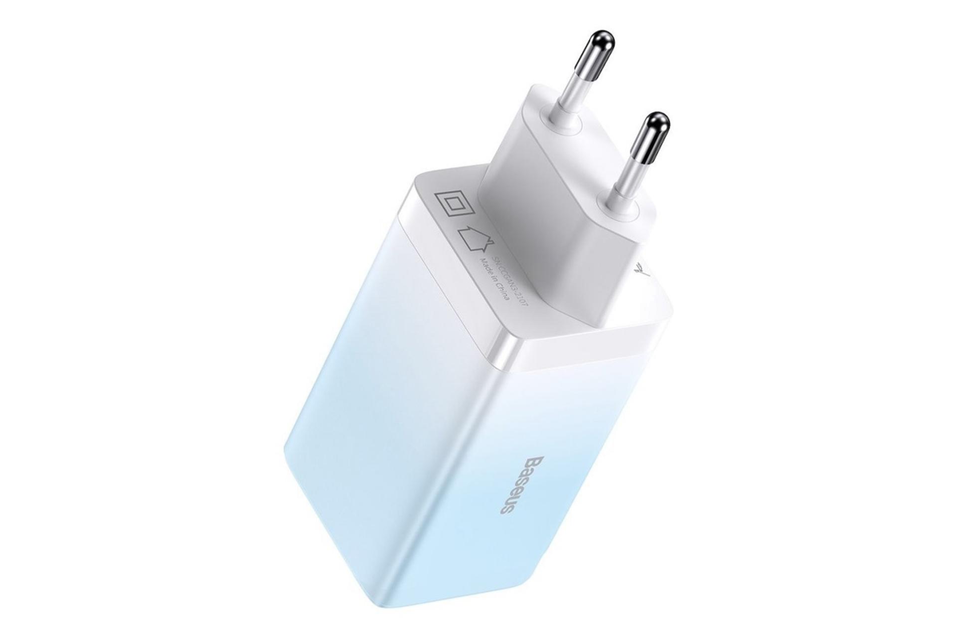 نمای دوشاخه شارژر دیواری باسئوس مدل-Baseus GaN3 Pro CCGP050103
