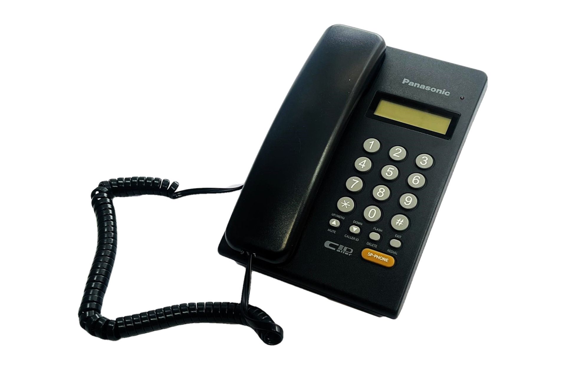 نمای کلی تلفن پاناسونیک KX-TS402SX با نمایش دکمه ها و سیم اتصال گوشی و پایه