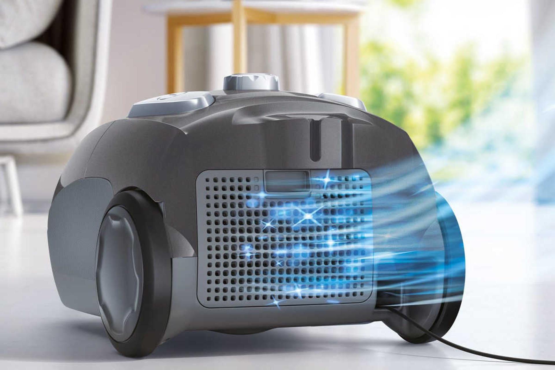 نمای پشت محفظه نگهدارنده سری جاروبرقی الکترولوکس EEG441GM