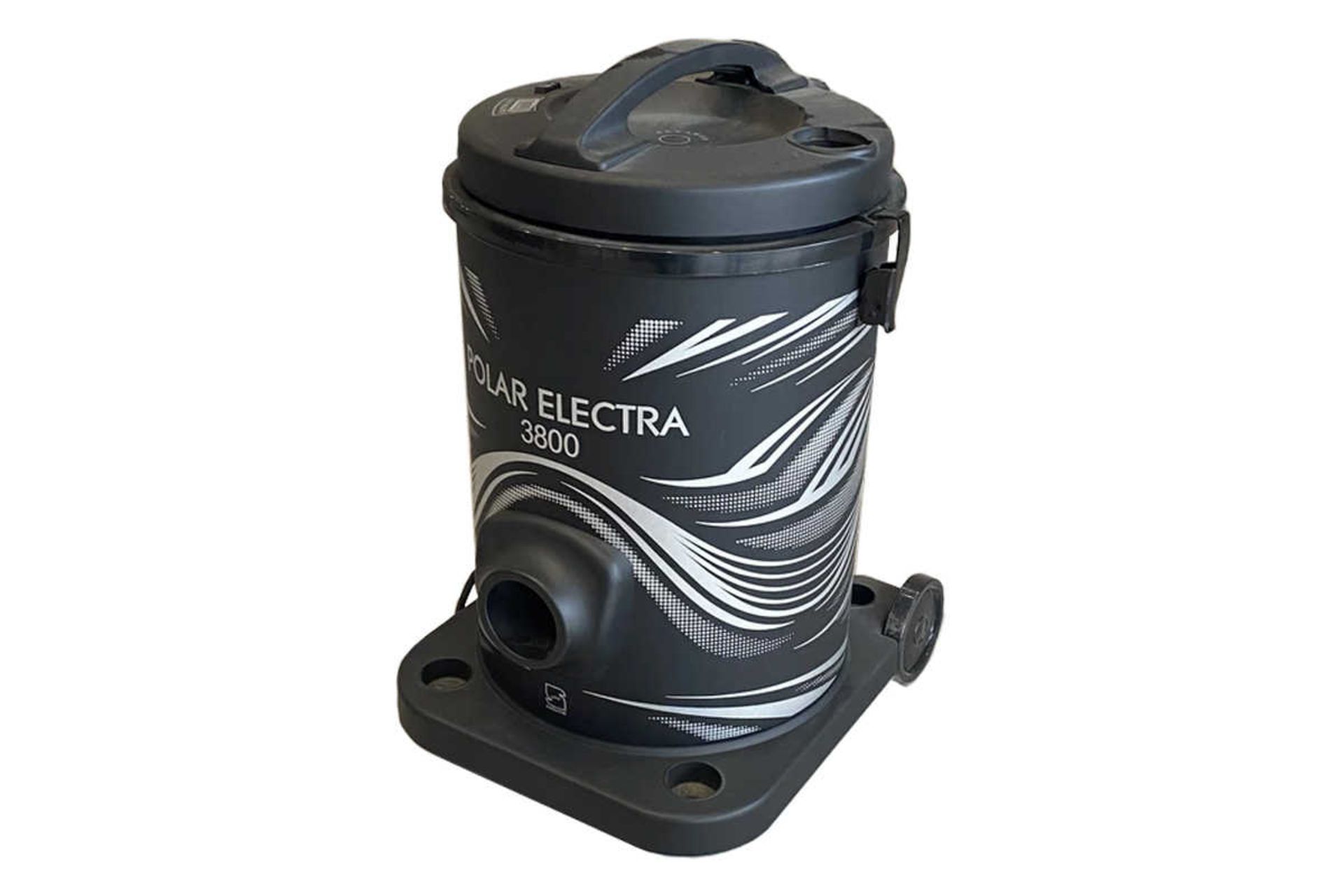 نمای جلوی جاروبرقی پلار الکترا 3800 رنگ مشکی