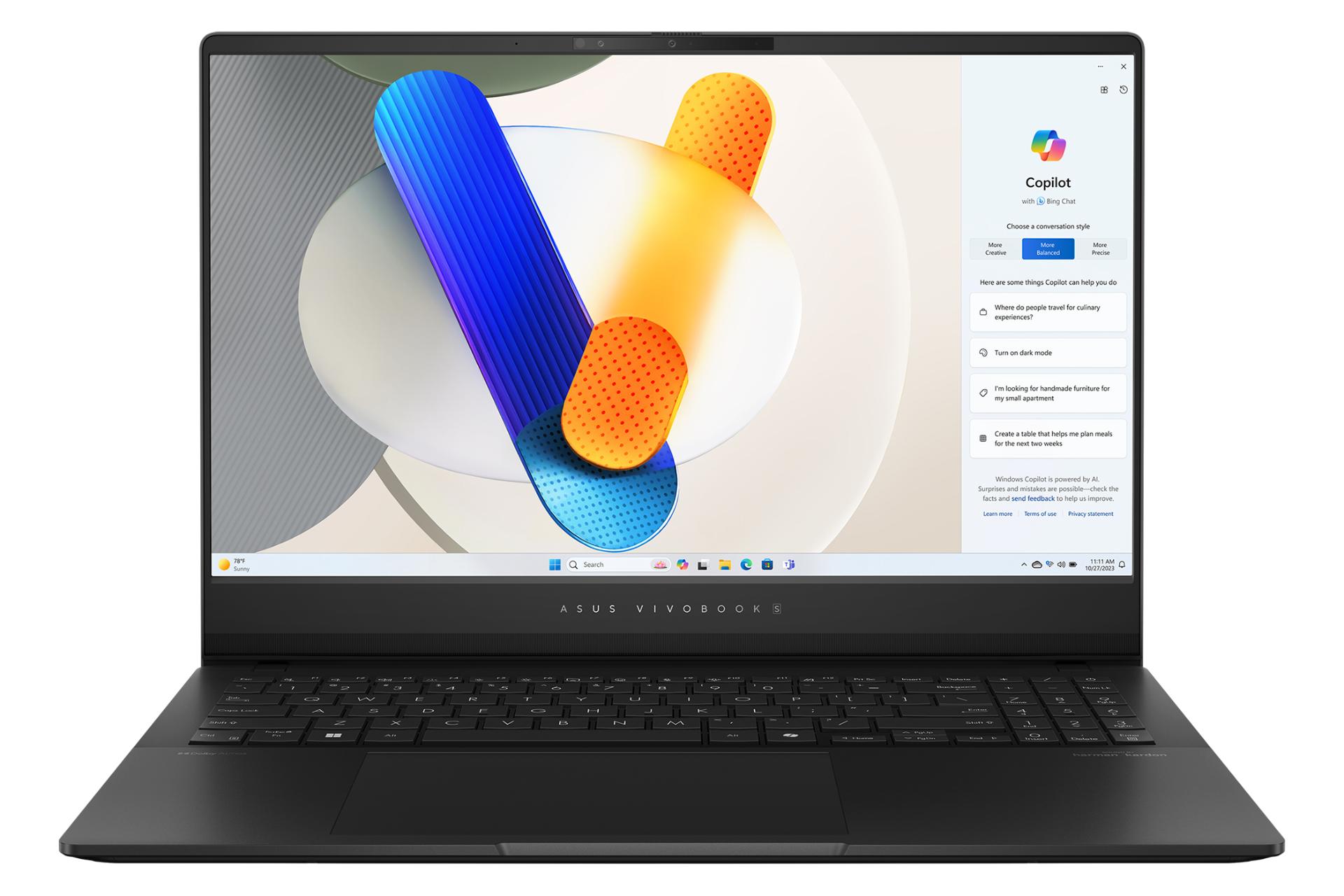 نمای رو به روی لپ تاپ Vivobook S 15 OLED S5506MA ایسوس / ASUS Vivobook S 15 OLED S5506MA با نمایشگر روشن و نمایش کیبورد و لبه جلو رنگ مشکی