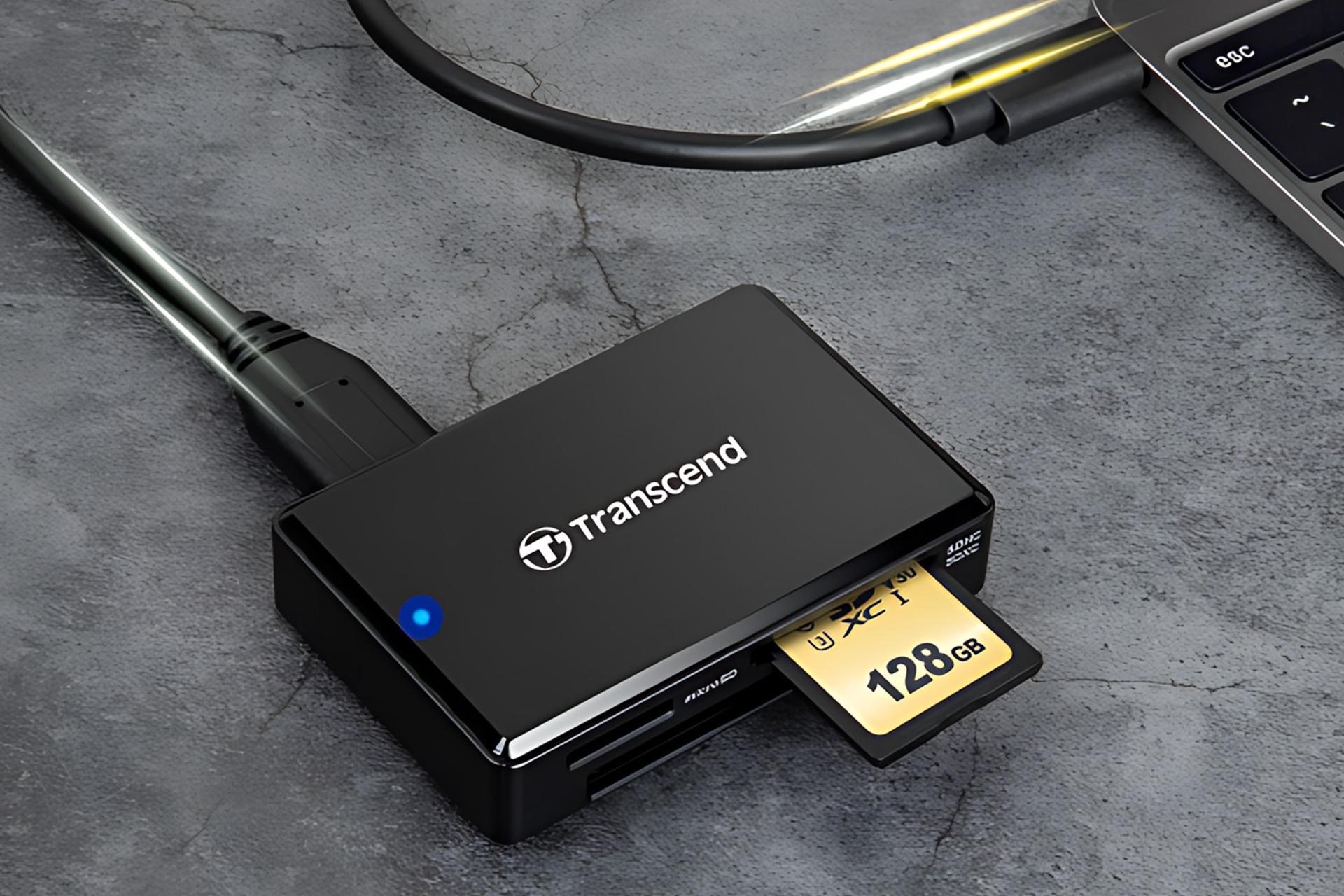 مرجع متخصصين ايران كارت خوان ترنسند Transcend RDC8 متصل به لپ تاپ
