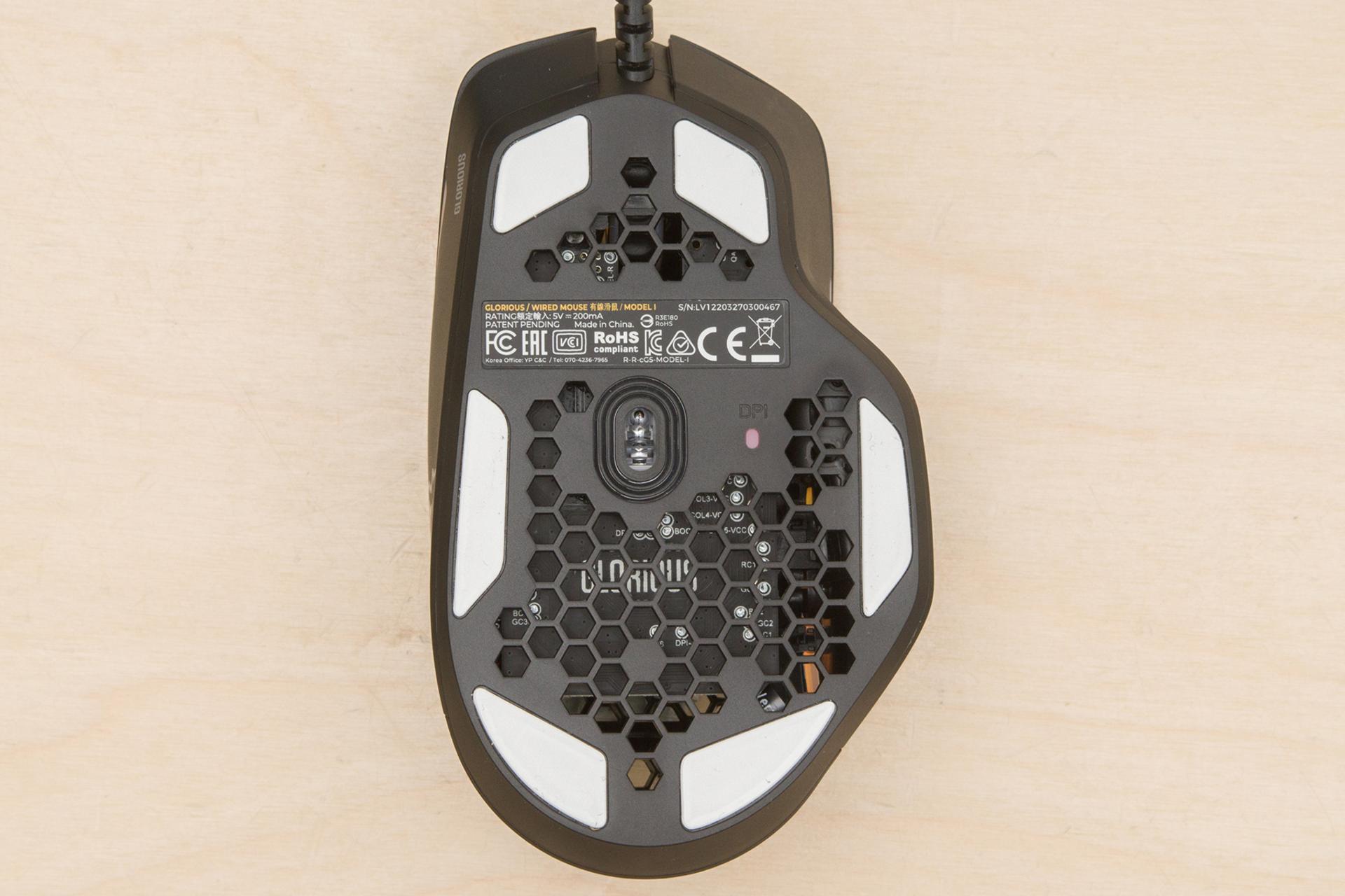 نمای پایین ماوس گلوریوس Glorious I