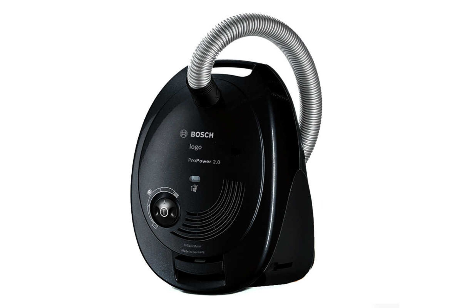 نمای جلوی جاروبرقی بوش BSG6A212