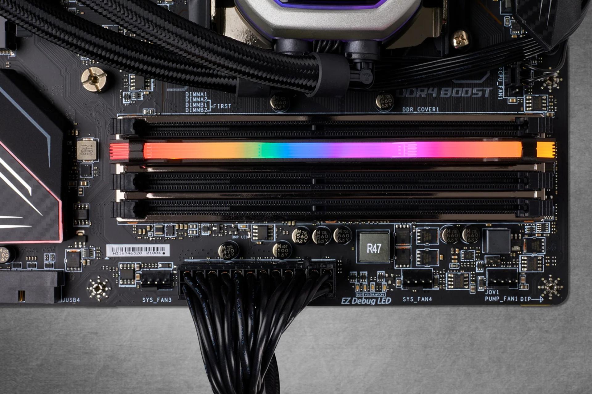 نمای بالای رم کورسیر Corsair VENGEANCE RGB PRO 16GB DDR4-3600 CL18