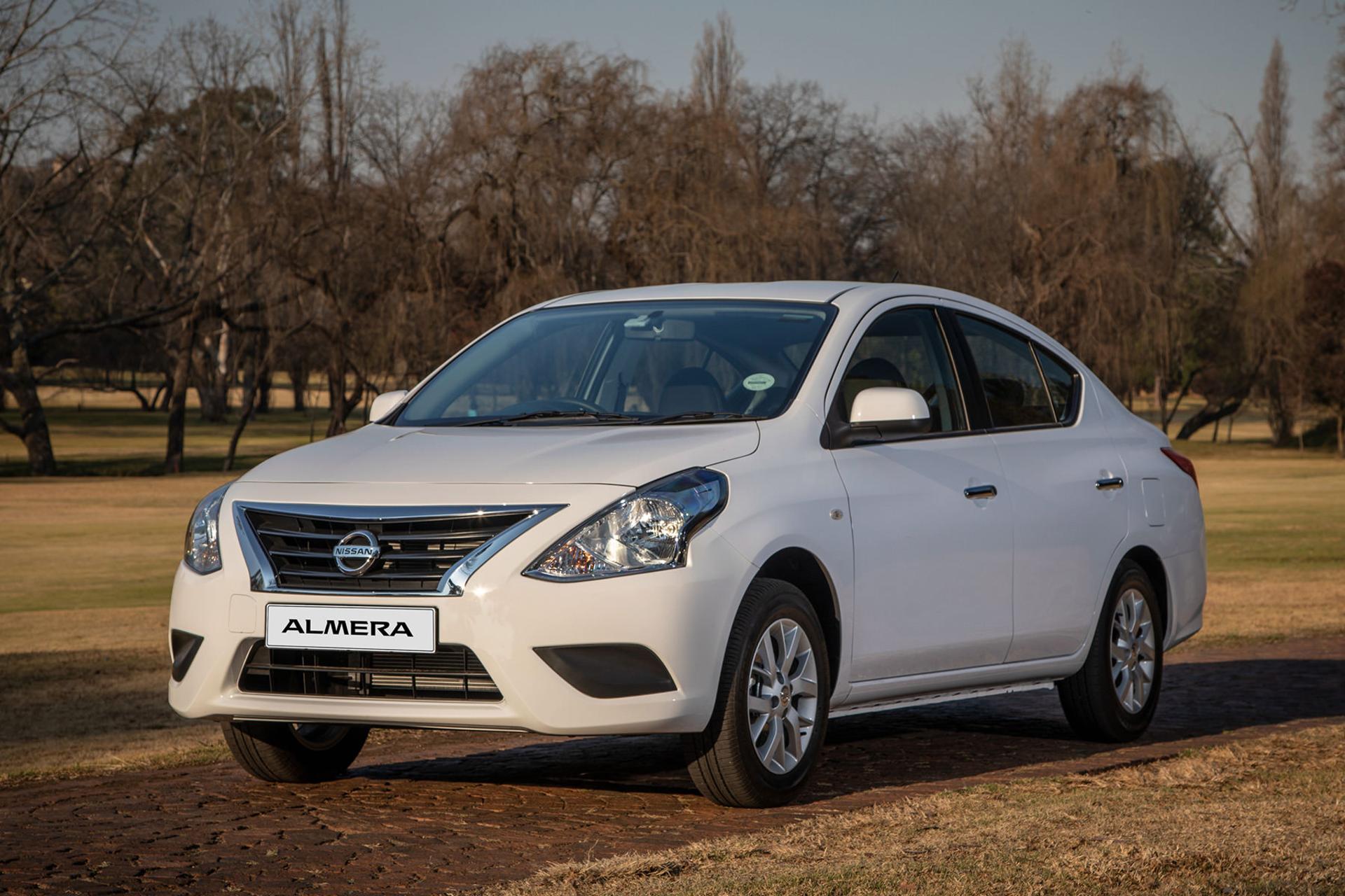 خودرو نیسان سانی Nissan Sunny N17 نمای جلو و راست