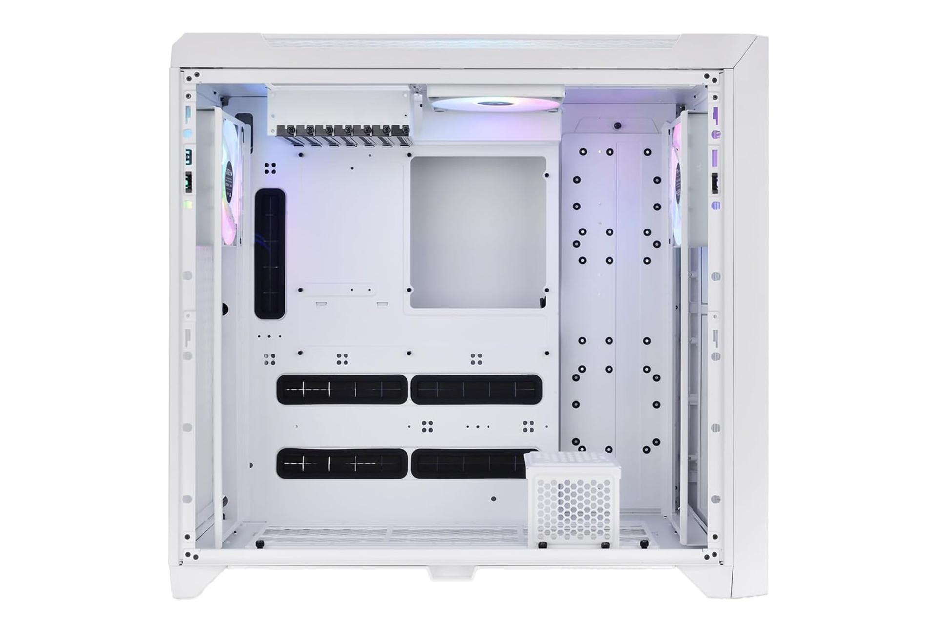 نمای داخلی پنل سمت چپ کیس کامپیوتر ترمالتیک CTE C750 TG ARGB با نمایش محل نصب مادربرد رنگ سفید