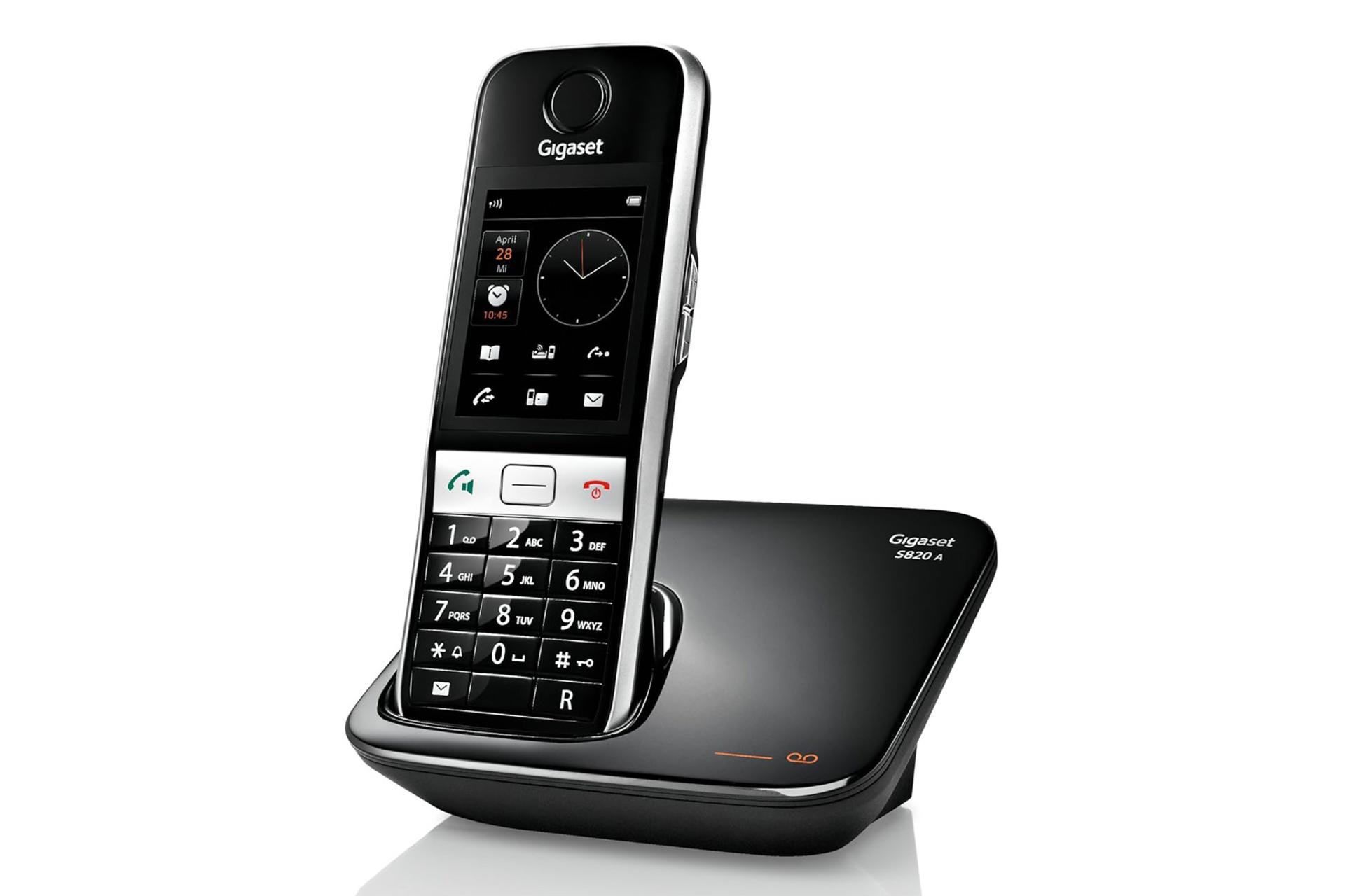 نمای نیمرخ تلفن گیگاست S820A با نمایش لبه سمت راست پایه اصلی و گوشی بی سیم