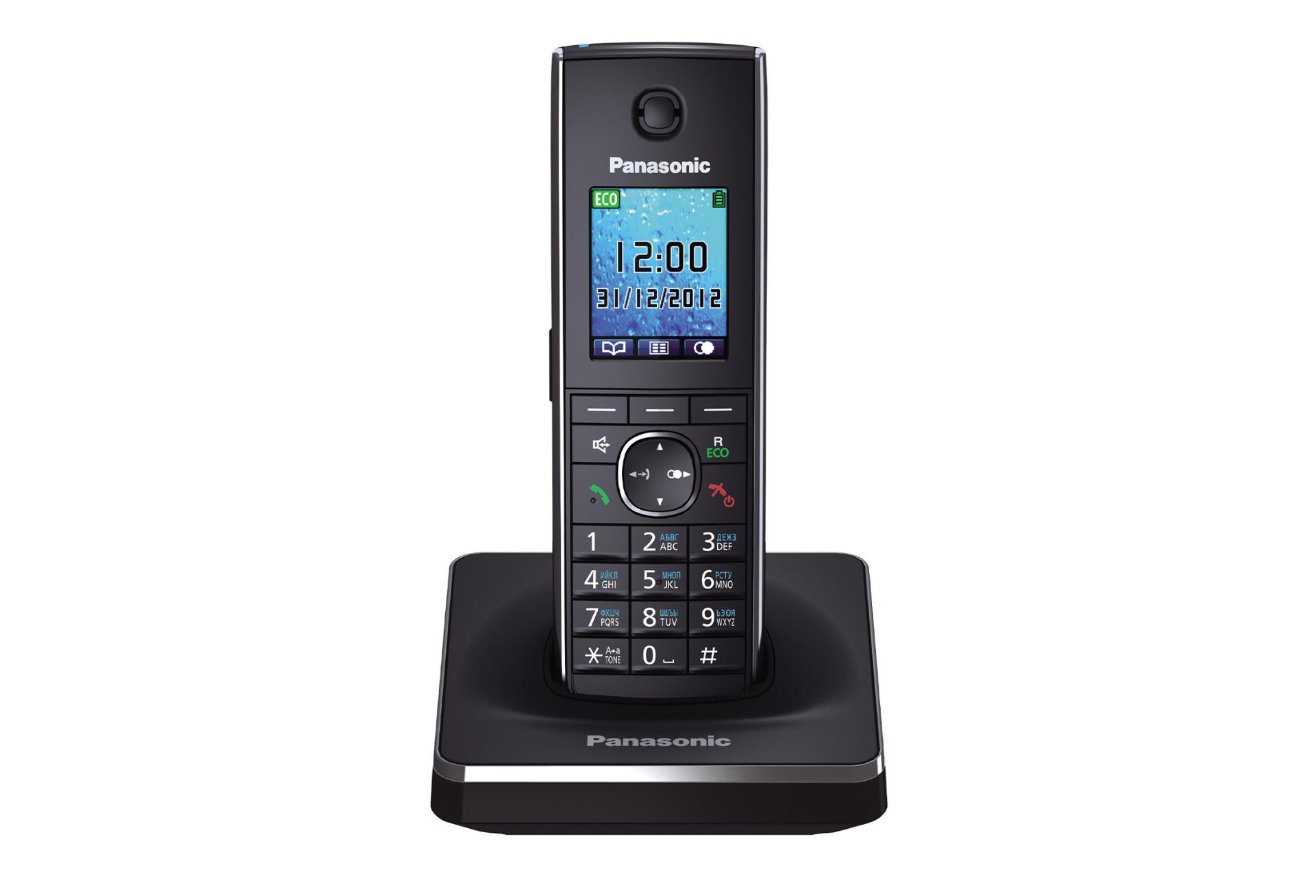 نمای رو به روی تلفن پاناسونیک KX-TG8551 با نمایشگر روشن و نمایش پایه اصلی و گوشی بی سیم رنگ مشکی