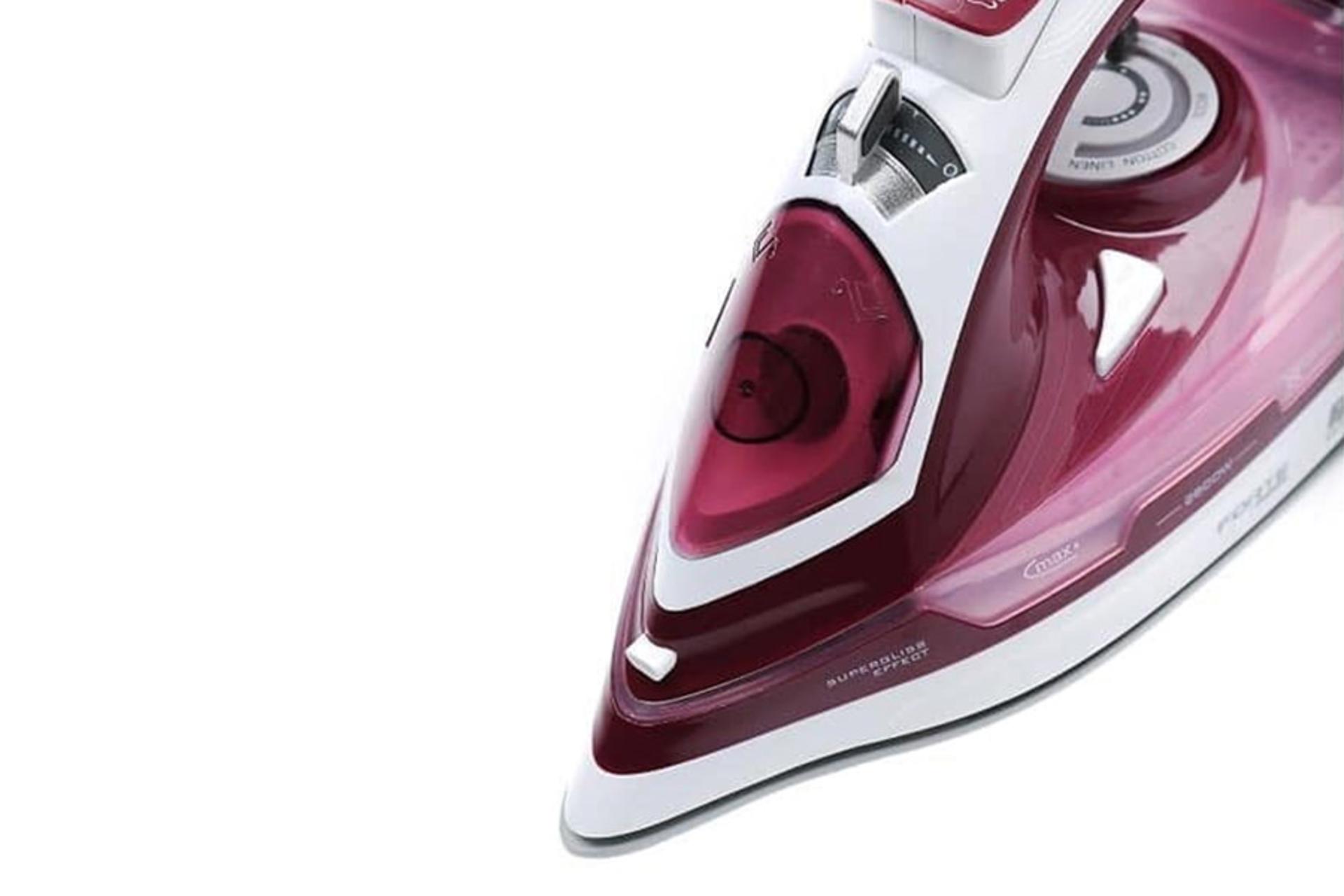 اتو بخار فکر Fakir Forte رنگ بنفش نمای نوک اتو