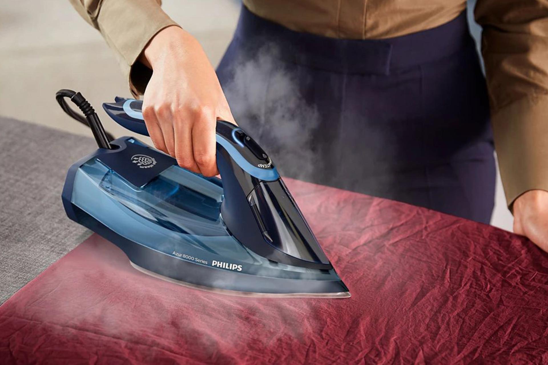 مرجع متخصصين ايران اتو بخار فيليپس Philips DST8020 در دست