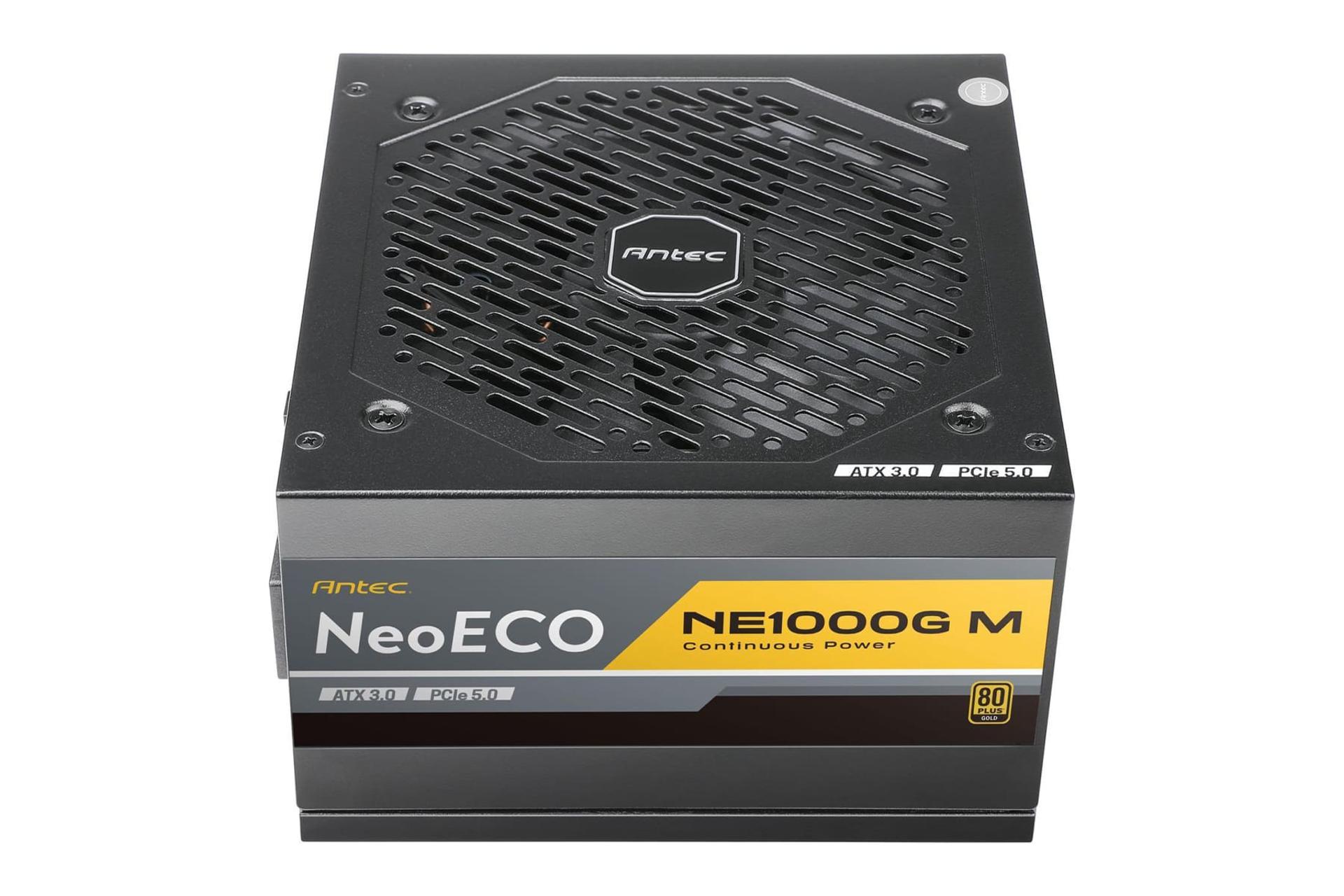 نمای پنل کناری و بالای پاور کامپیوتر انتک NE1000G M ATX 3.0 با توان 1000 وات با نمایش لوگو و فن