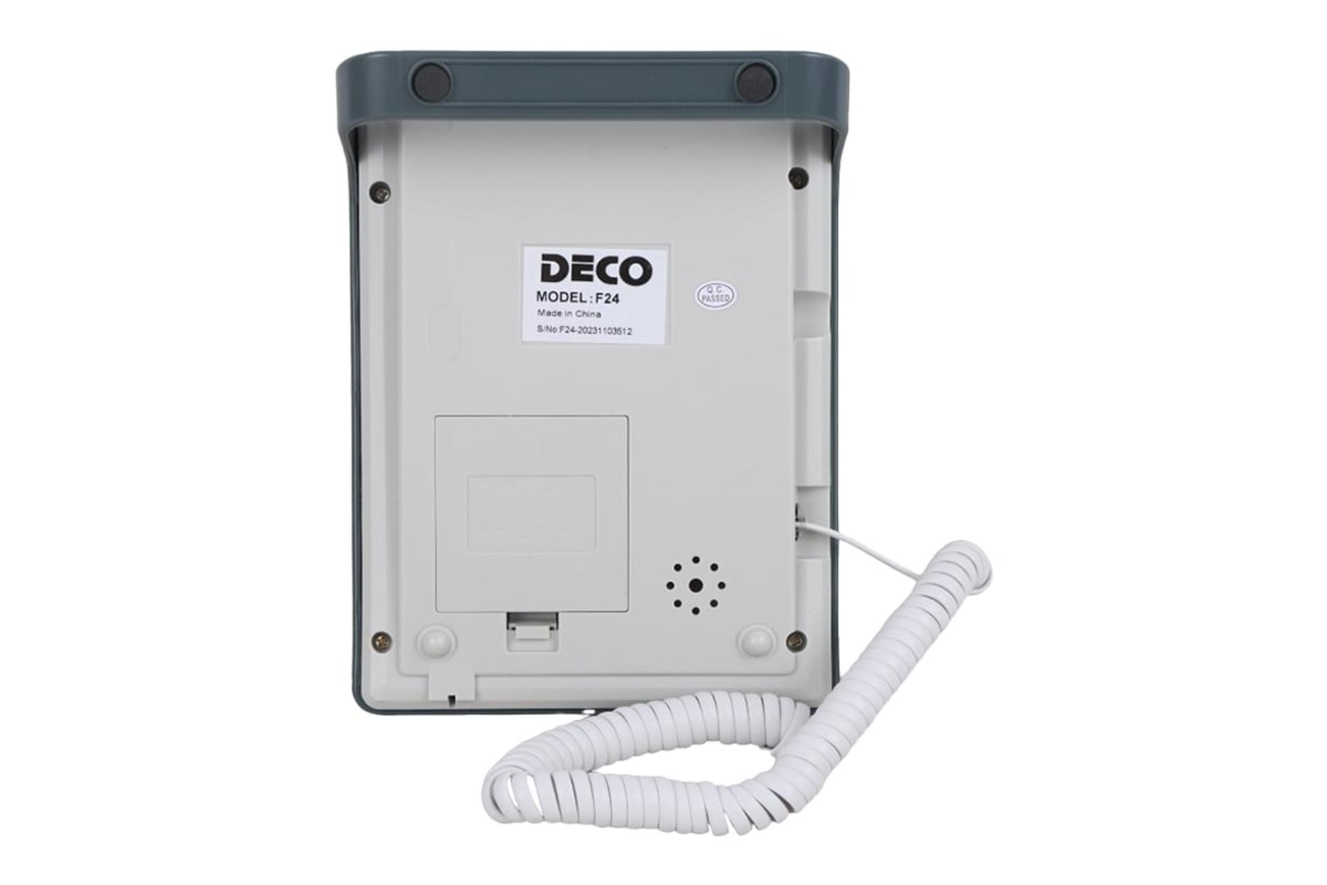 نمای پنل زیر تلفن دکو F24 با نمایش برچسب اطلاعات و درگاه باتری