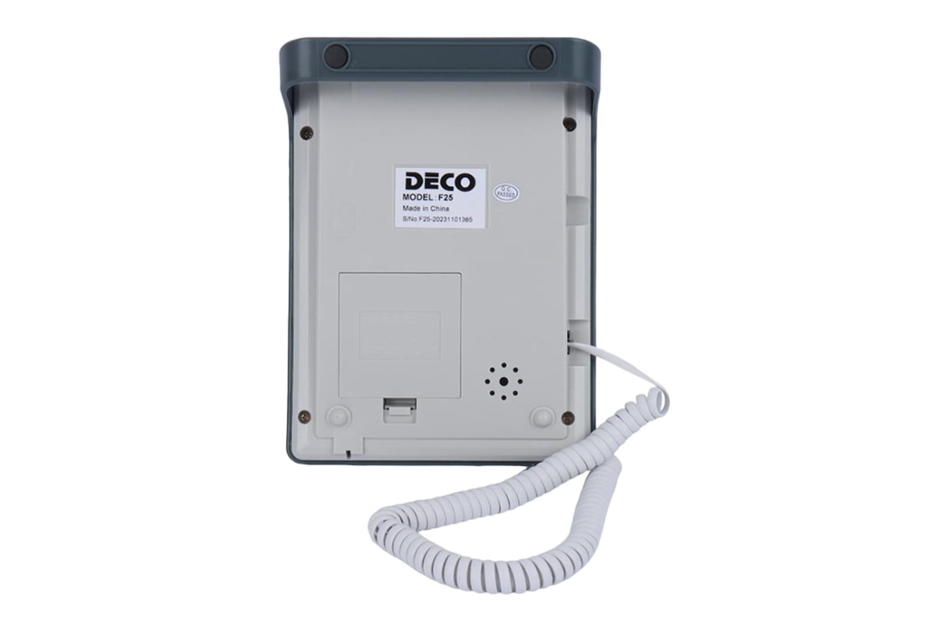 نمای پنل زیر تلفن دکو F25 با نمایش برچسب اطلاعات، پایه و درگاه باتری