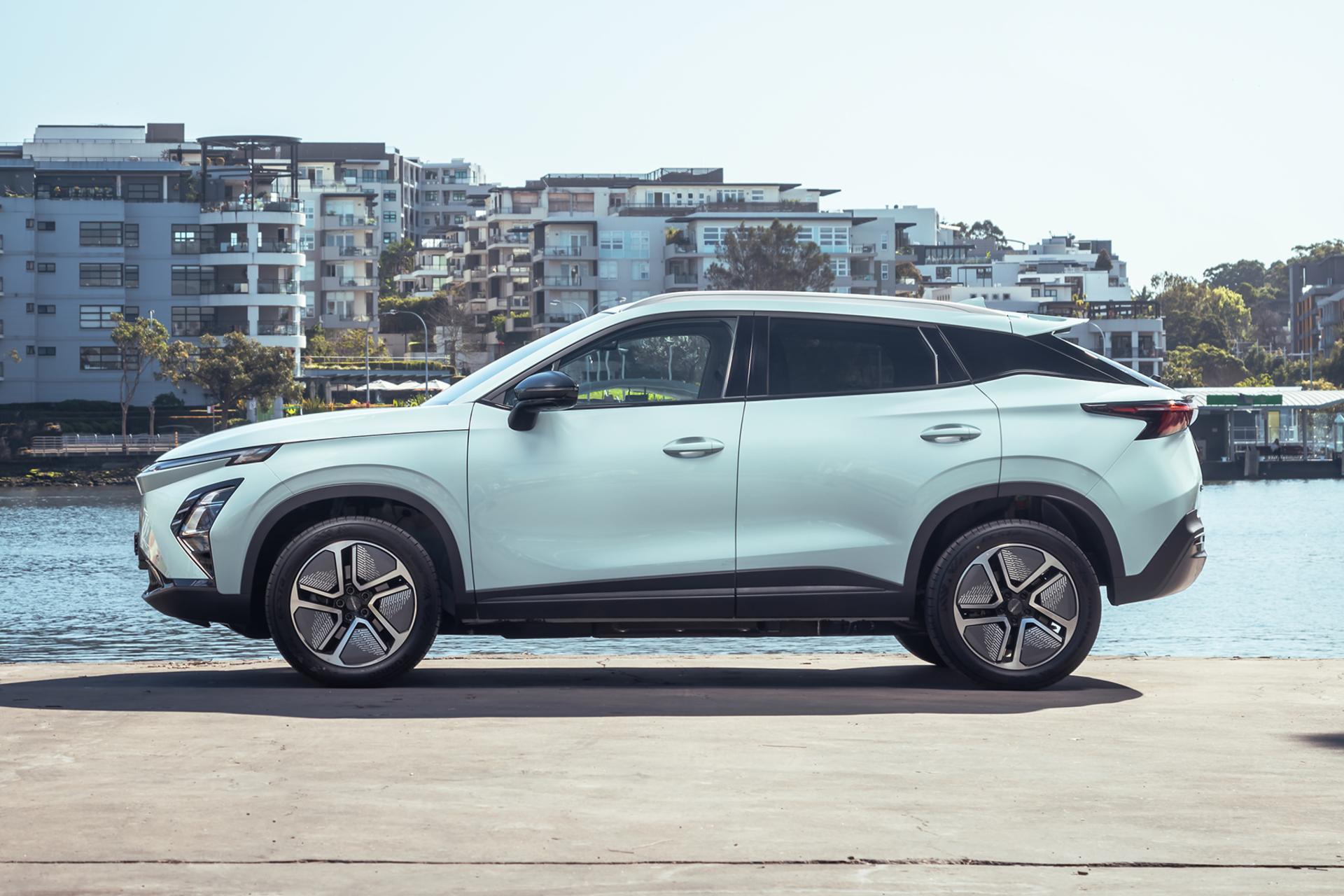 خودرو برقی فونیکس Fownix FX EV نمای جانبی