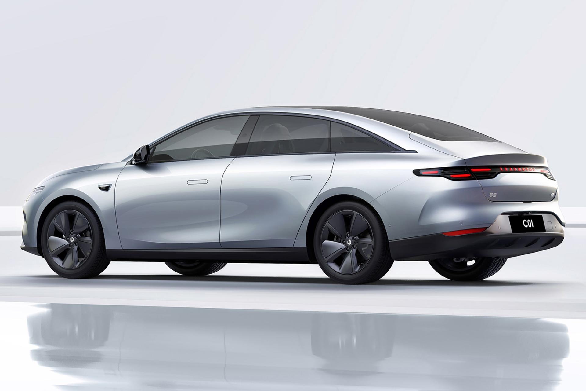 خودرو لیپ موتور Leapmotor C01 نمای جانبی و پشت