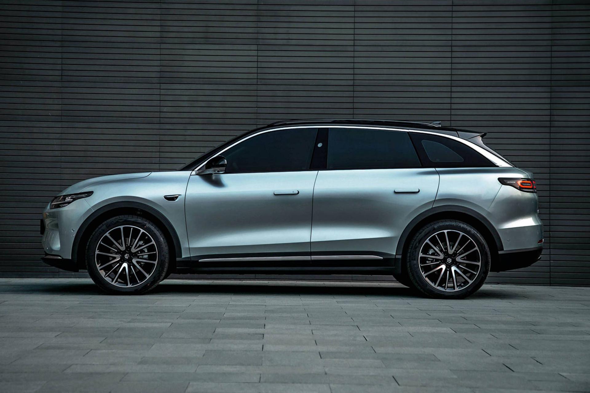 خودرو لیپ موتور Leapmotor C11 نمای جانبی