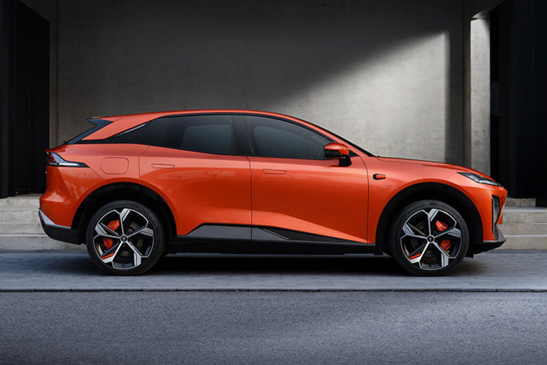 خودرو دیپال Deepal S07 EREV نمای جانبی