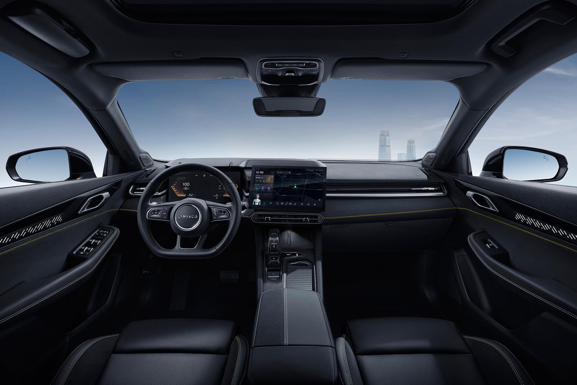 لینک اند کو Lynk & Co 03 نمای داخل و صندلی های جلو