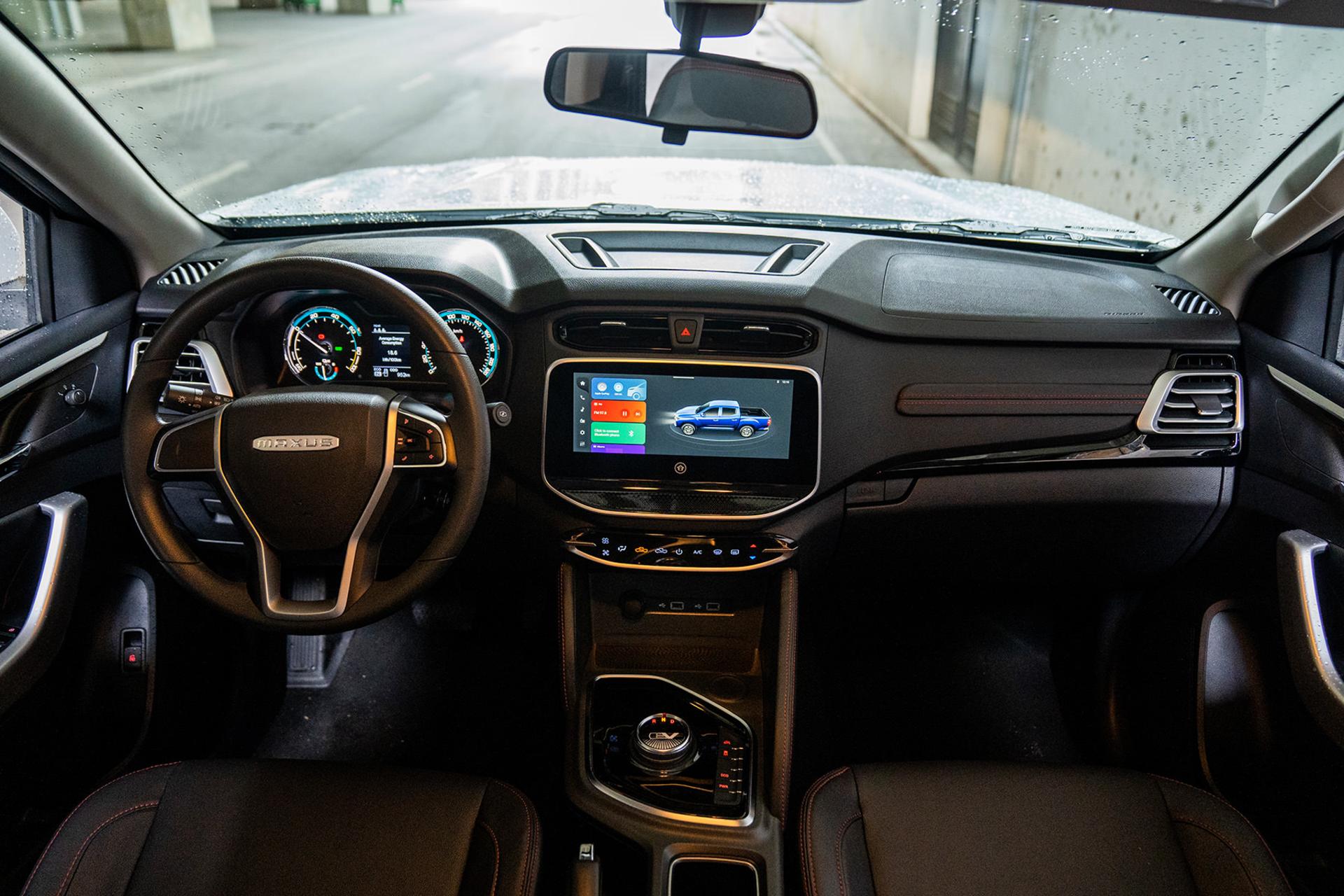 وانت مکسوس استار Maxus Star H نمای داخل و پشت فرمان