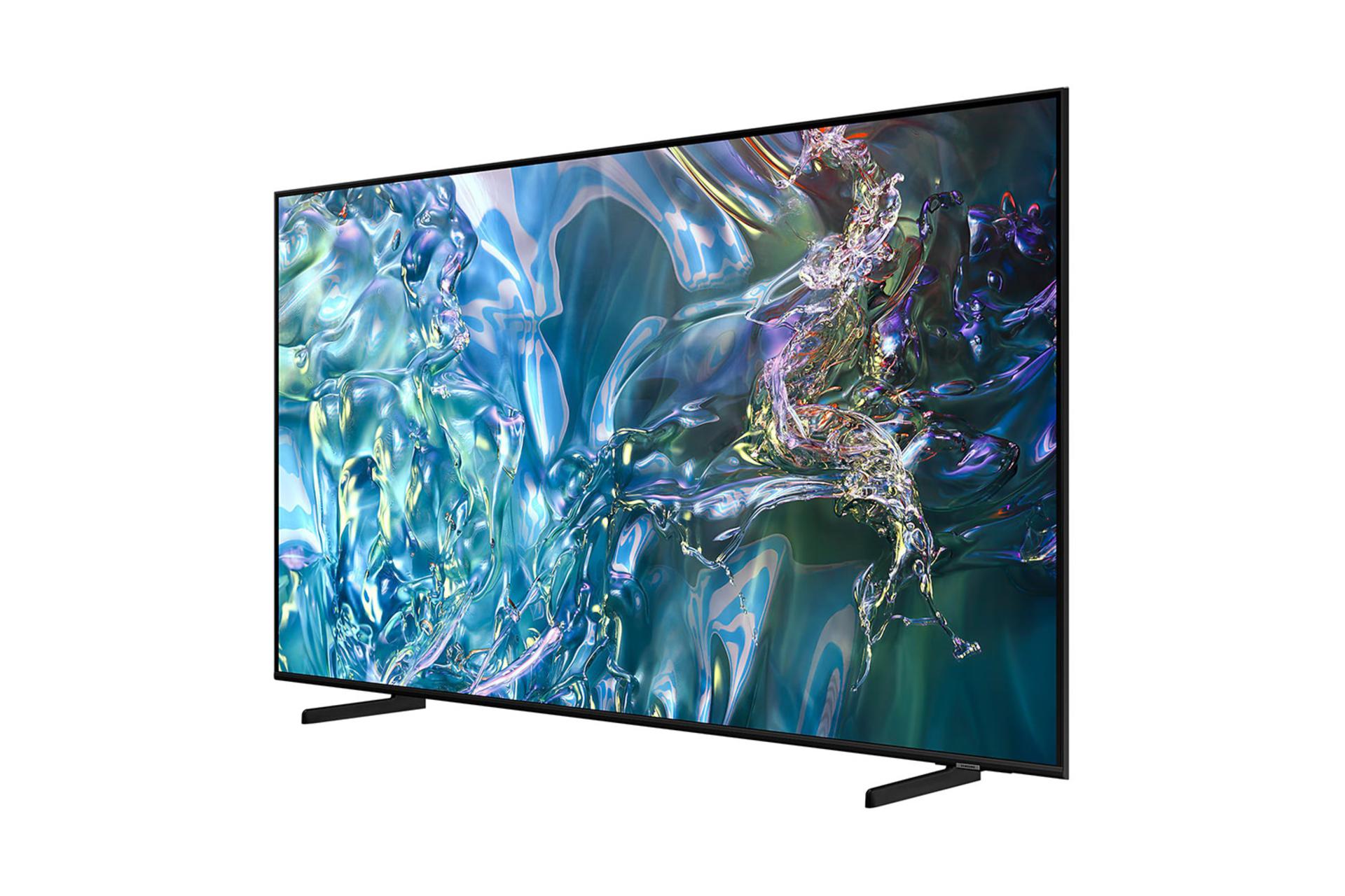 تلویزیون سامسونگ Samsung Q60D نمای جلو و راست