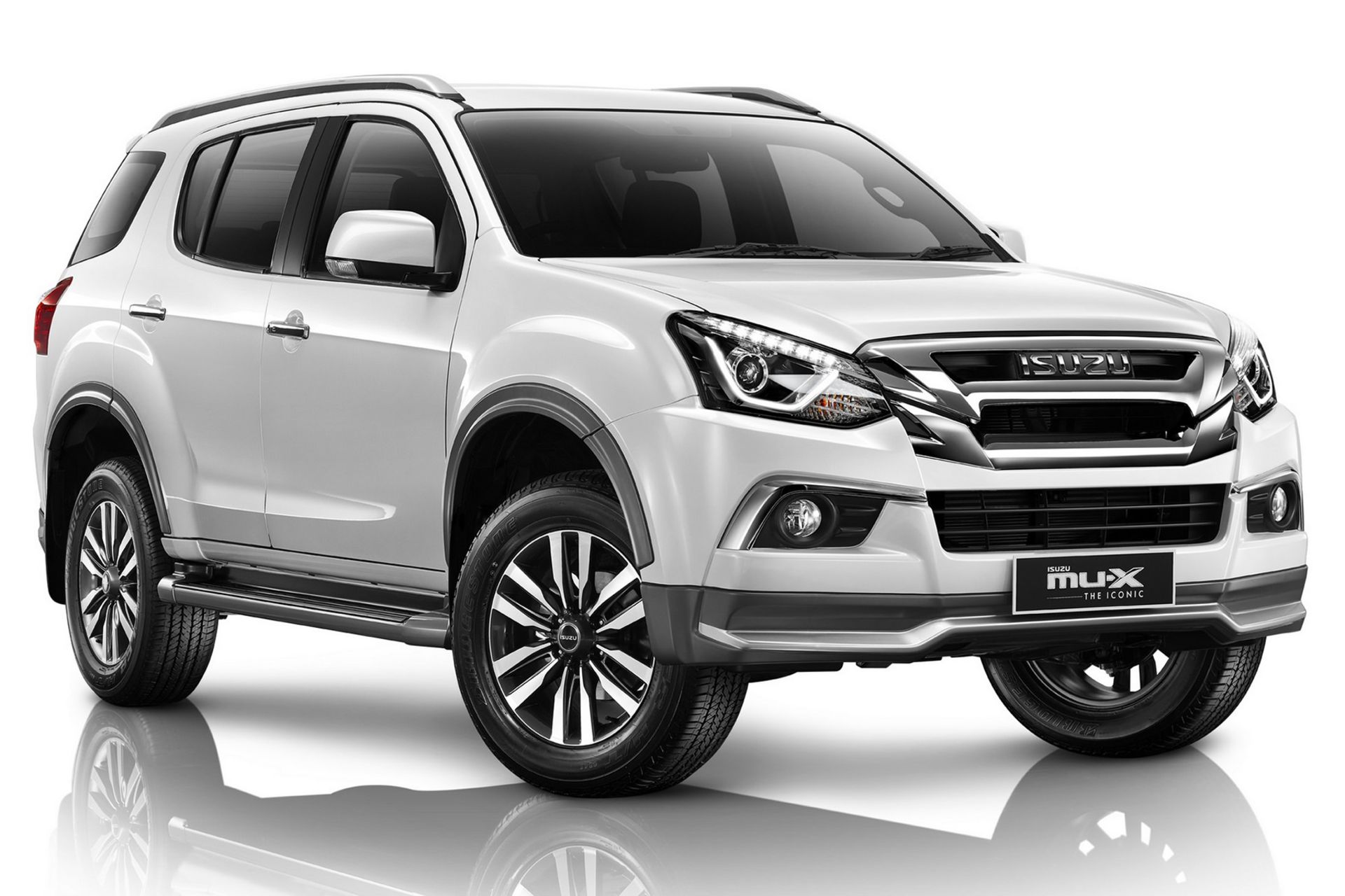 خودرو ایسوزو سوپرازو Suprazo X-MAX نمای جلو