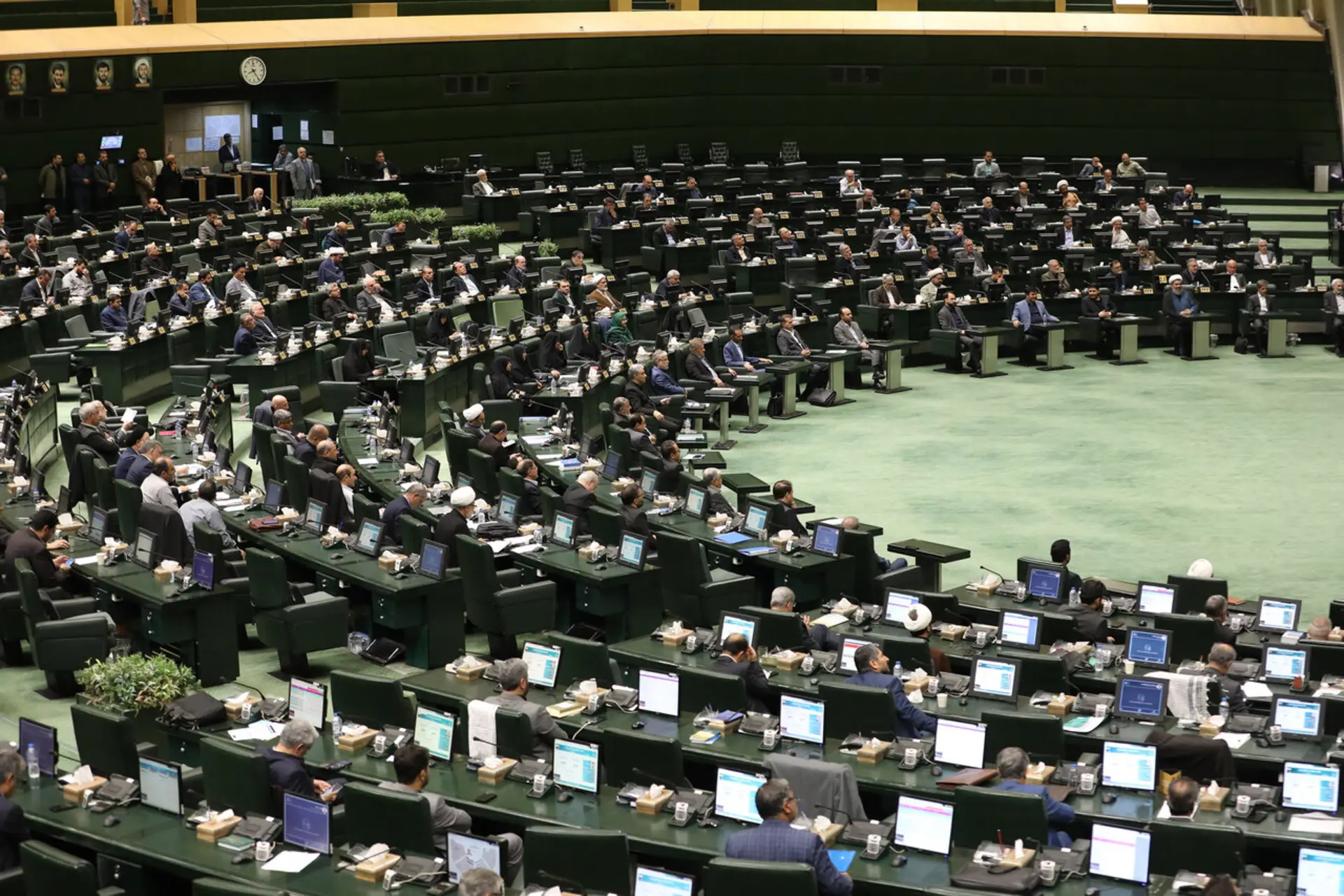 صحن مجلس شورای اسلامی