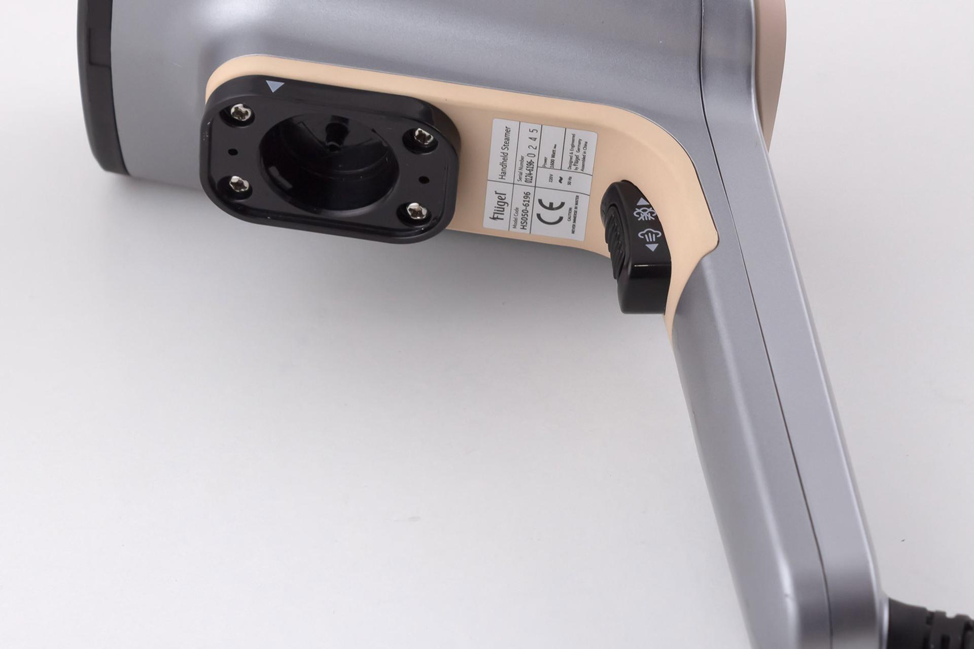 بخارگر دستی فلوگل Flugel HS050-6196 نمای زیر و دکمه بخاردهی