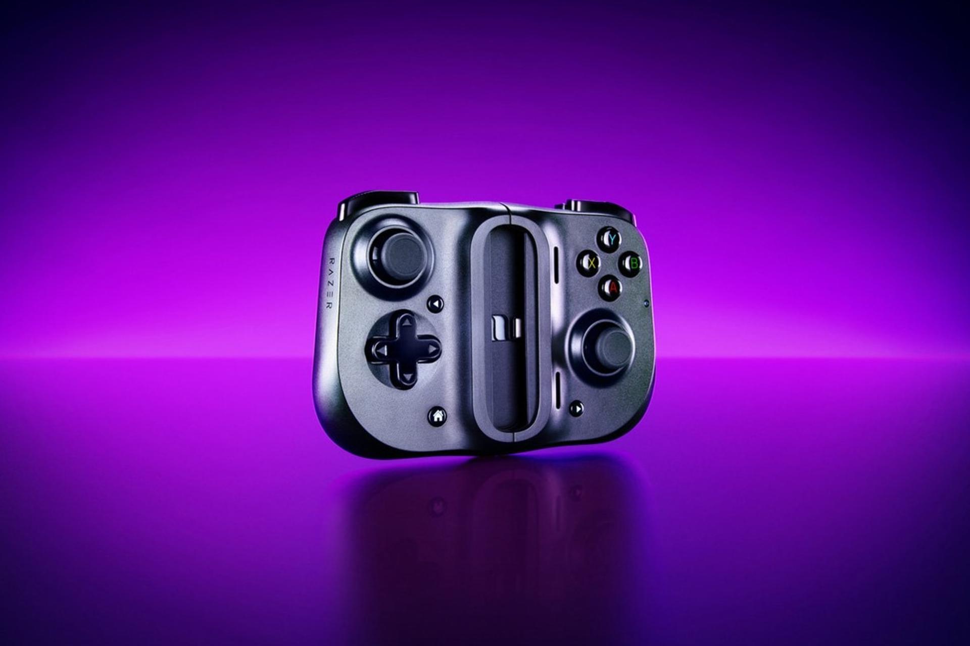 دسته بازی ریزر Kishi نسخه اندروید در حالت بسته / Razer Kishi for Android