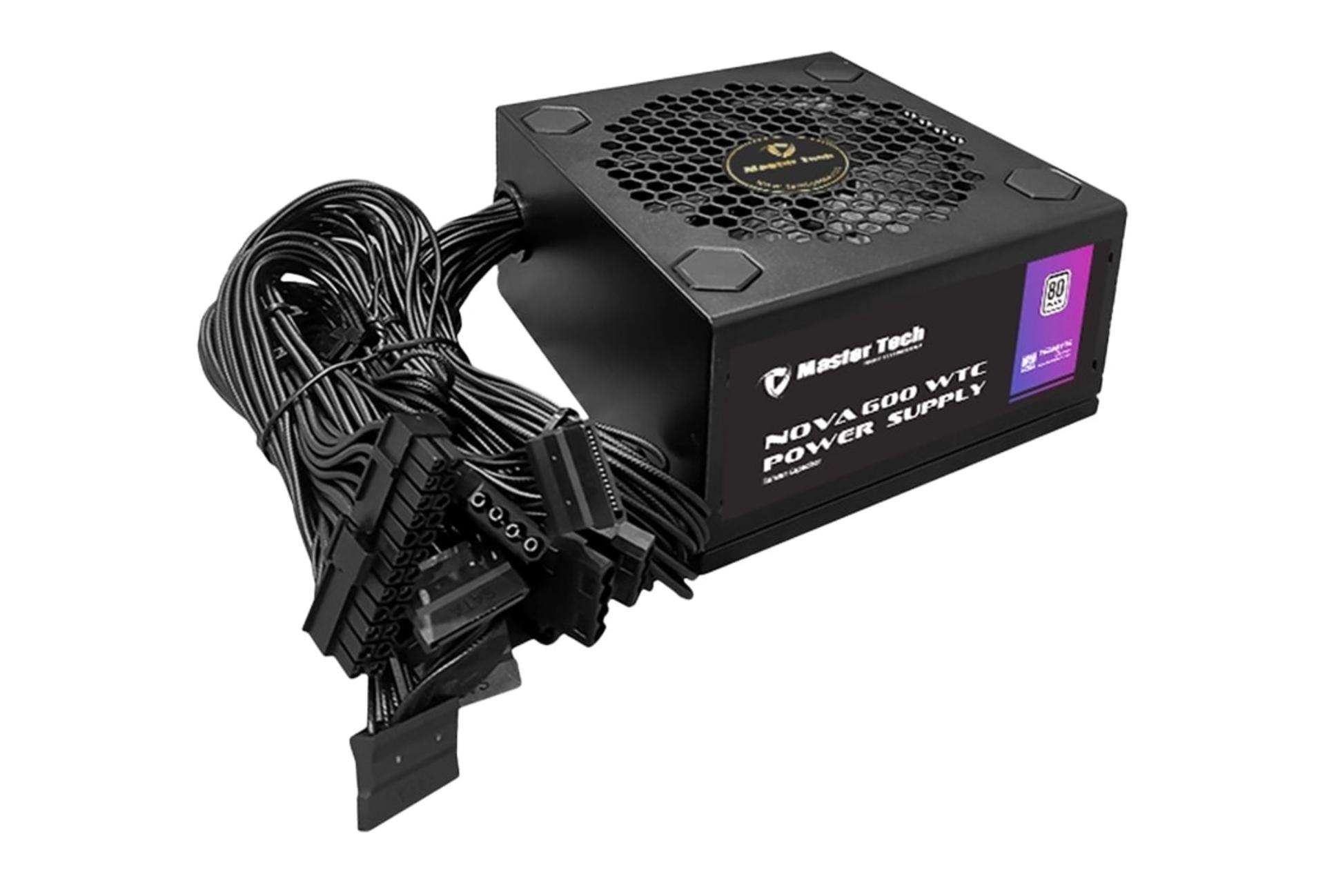 نمای نیمرخ پاور کامپیوتر مستر تک NOVA 600 WTC با توان 600 وات با نمایش پنل سمت راست، بالا و کابل‌ها