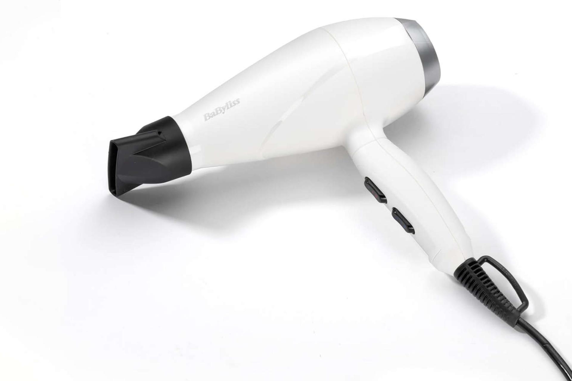 نمای بالای سشوار بابیلیس 6704WE