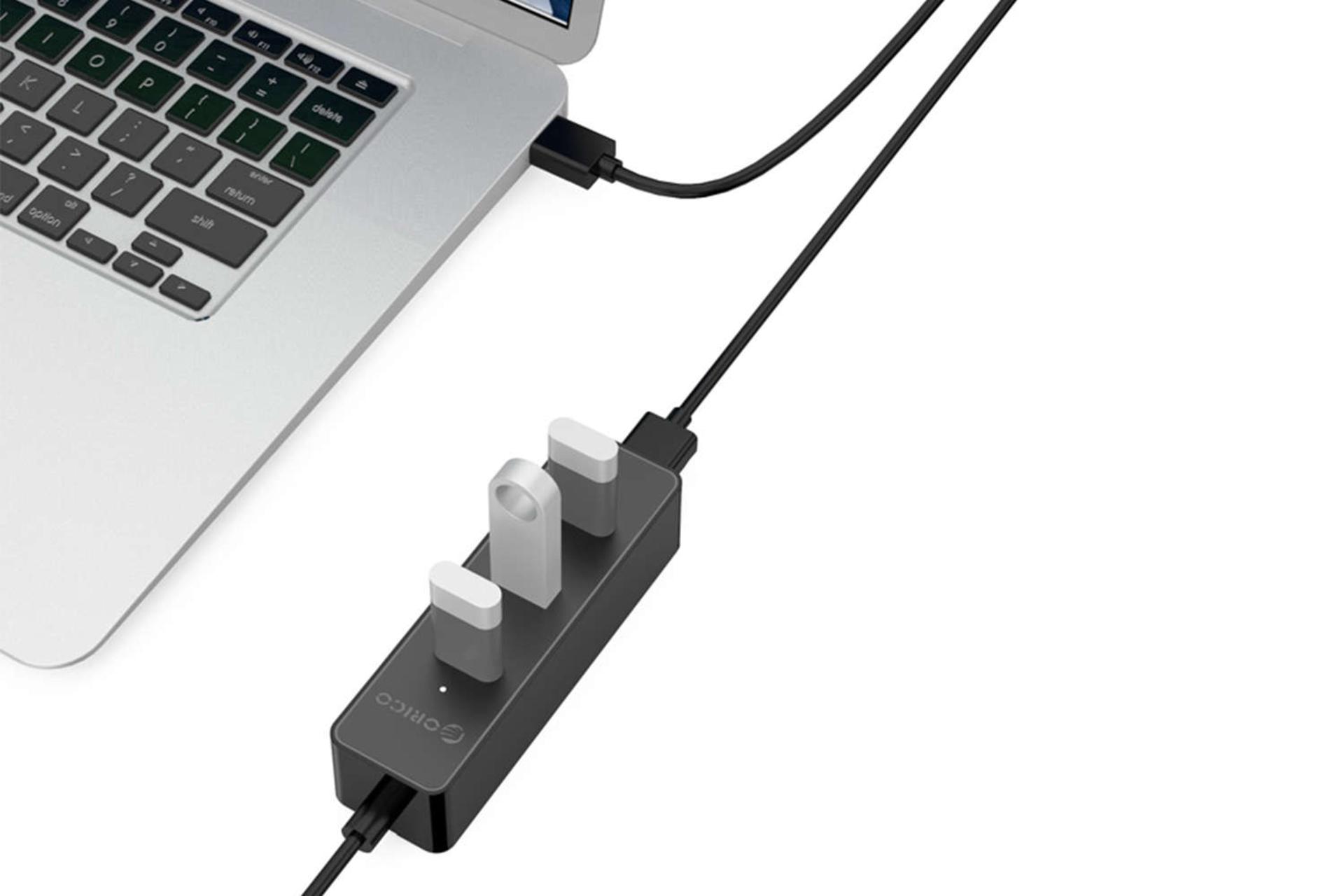 نمای بالای هاب USB-A اوریکو 4 پورت مدل W5PH4-U3-V1 رنگ مشکی