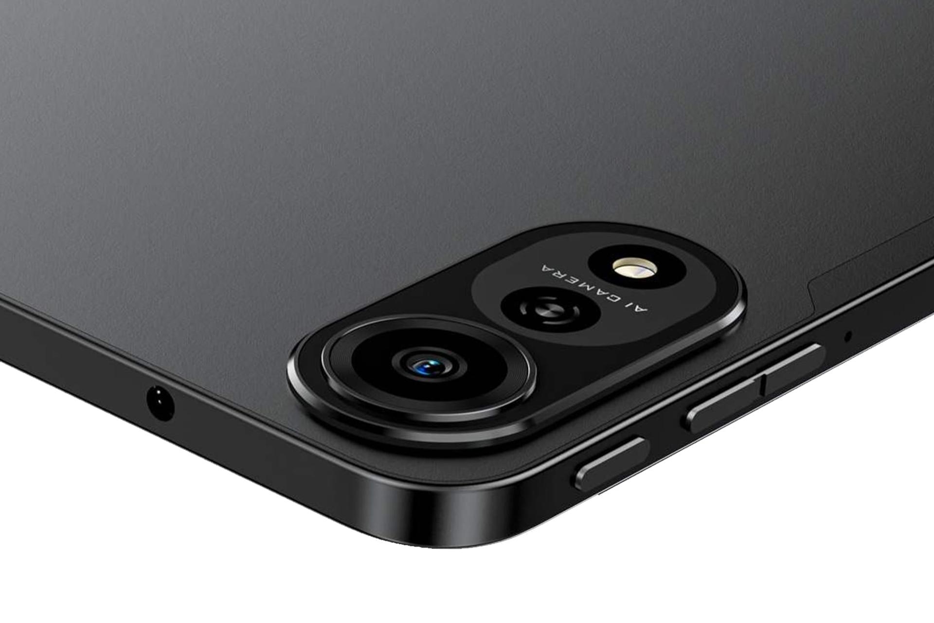 نمای نزدیک پنل پشت تبلت مگا 2 بلک ویو / Blackview Mega 2 با نمایش چینش دوربین پنل پشت