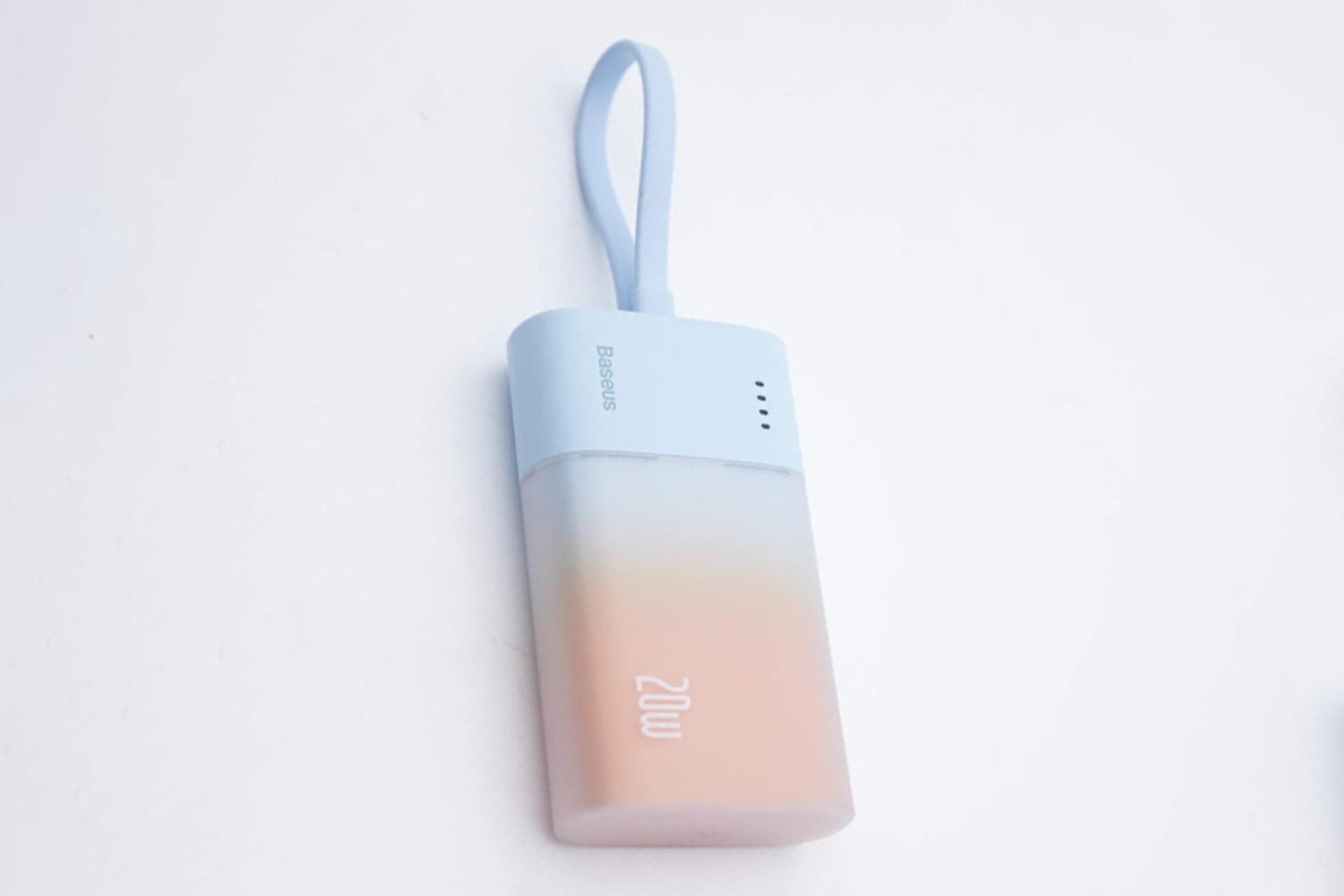 نمای کناری پاور بانک باسئوس Baseus Popsicle PPKDC05I 5200mAh