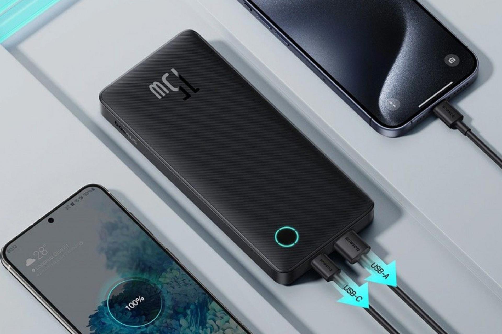ابعاد پاور بانک باسئوس Baseus Airpow Lite 10000mAh 15W در کنار موبایل