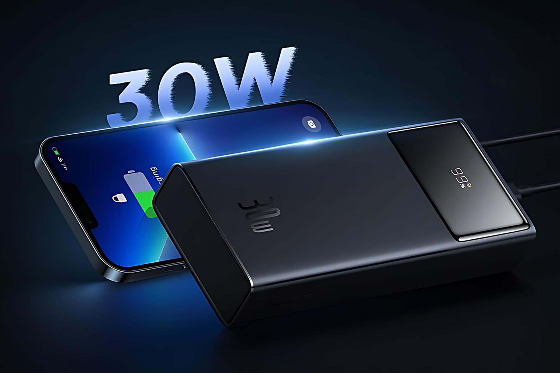 ابعاد پاور بانک باسئوس Baseus Star-Lord Digital Display 30000mAh 30W در کنار موبایل