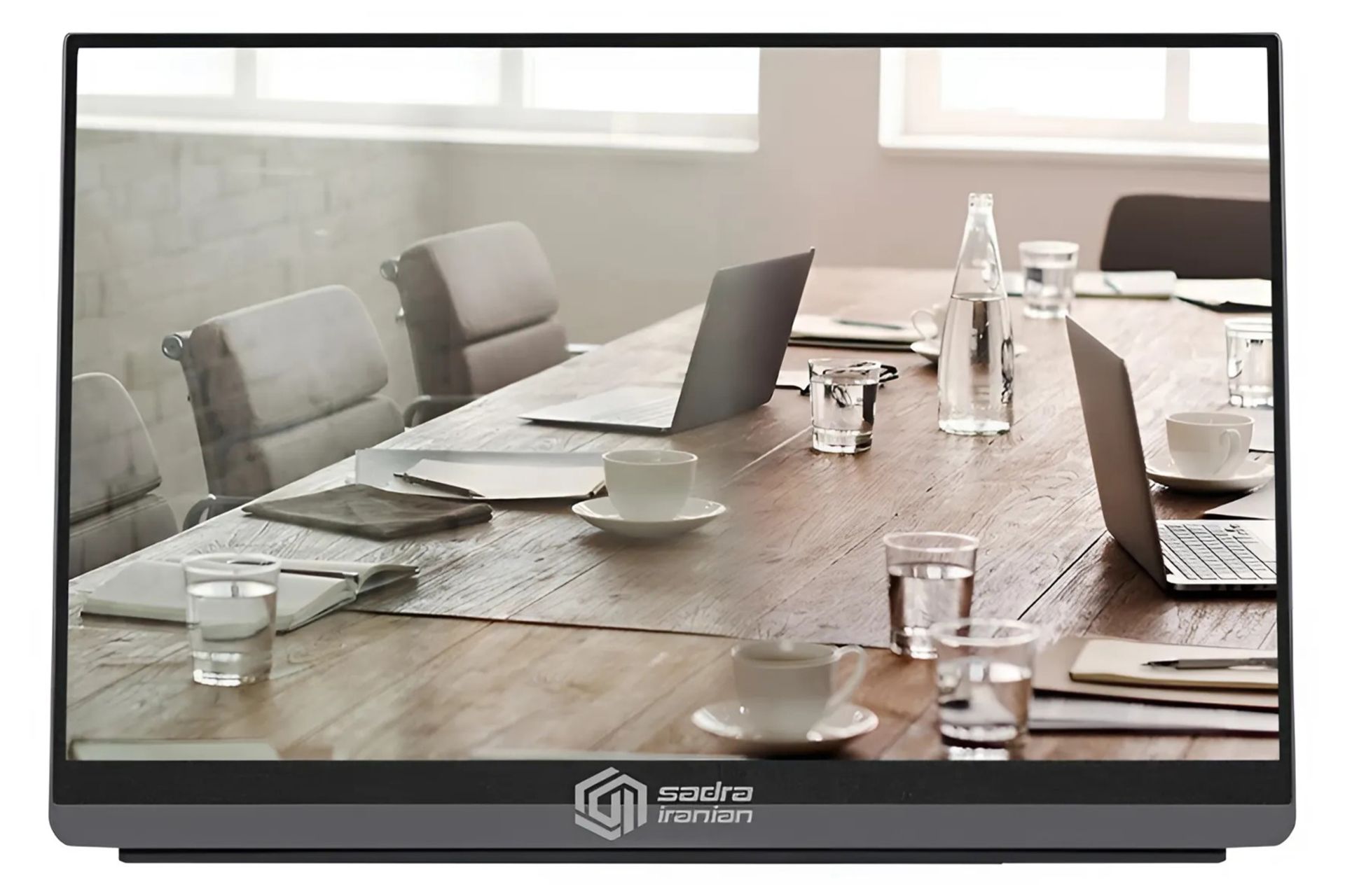 رزولوشن و کیفیت تصویر مانیتور صدرا 15.8 اینچ مدل MC422