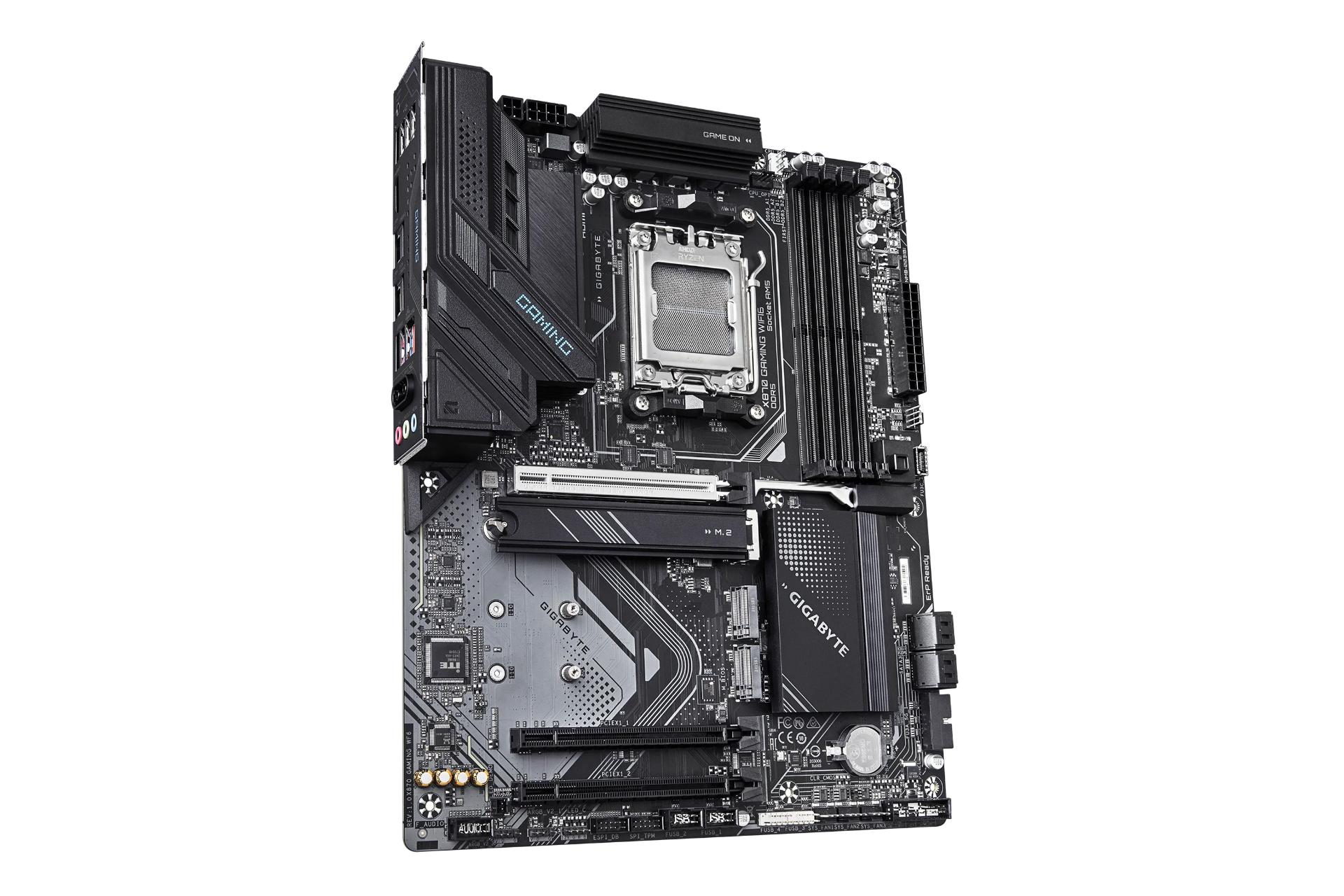 نمای کناری مادربرد گیگابایت GIGABYTE X870 GAMING WIFI6