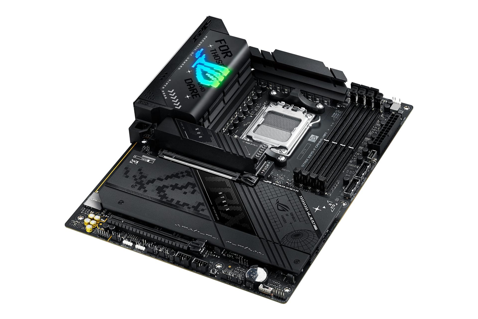 نمای کناری مادربرد ایسوس ASUS ROG STRIX X870-F GAMING WIFI