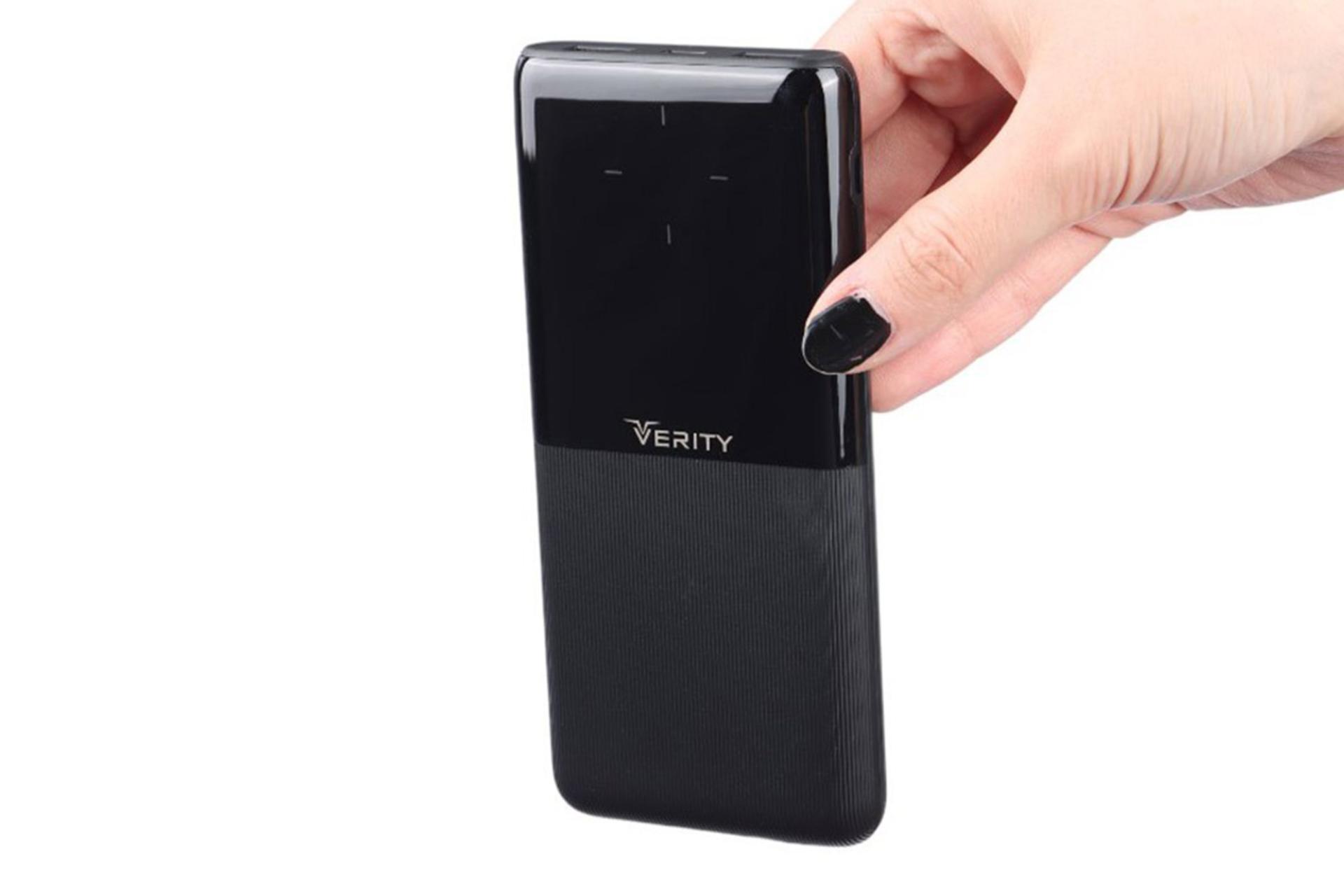 ابعاد پاور بانک گرین لیون Verity V-PU148PD 10000mAh در دست